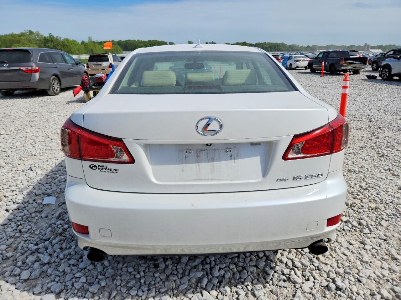 2011 Lexus Is 250 White vin: JTHCF5C23B2035126