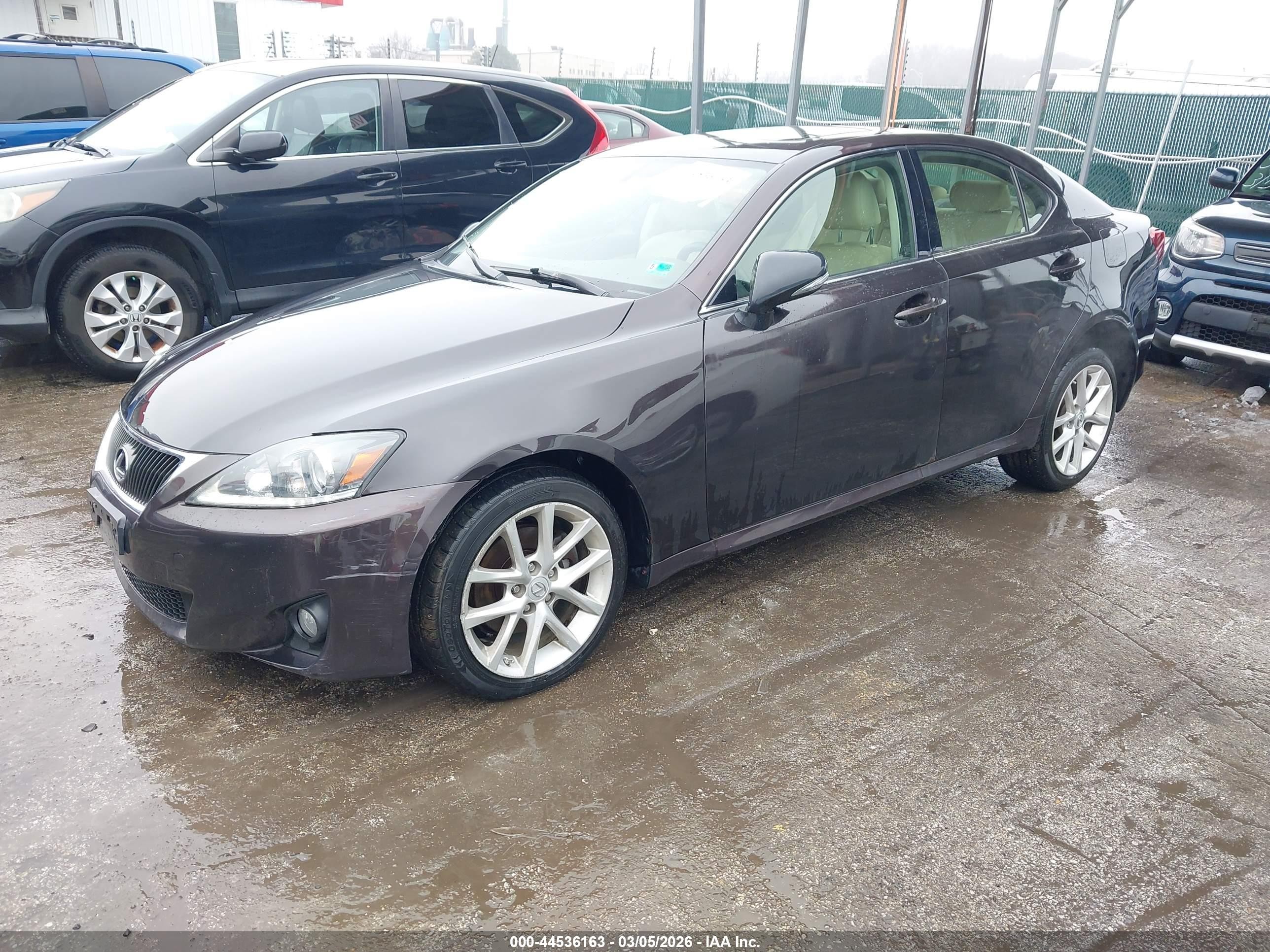 2012 Lexus Is 250   Черный vin: JTHCF5C23C5060639