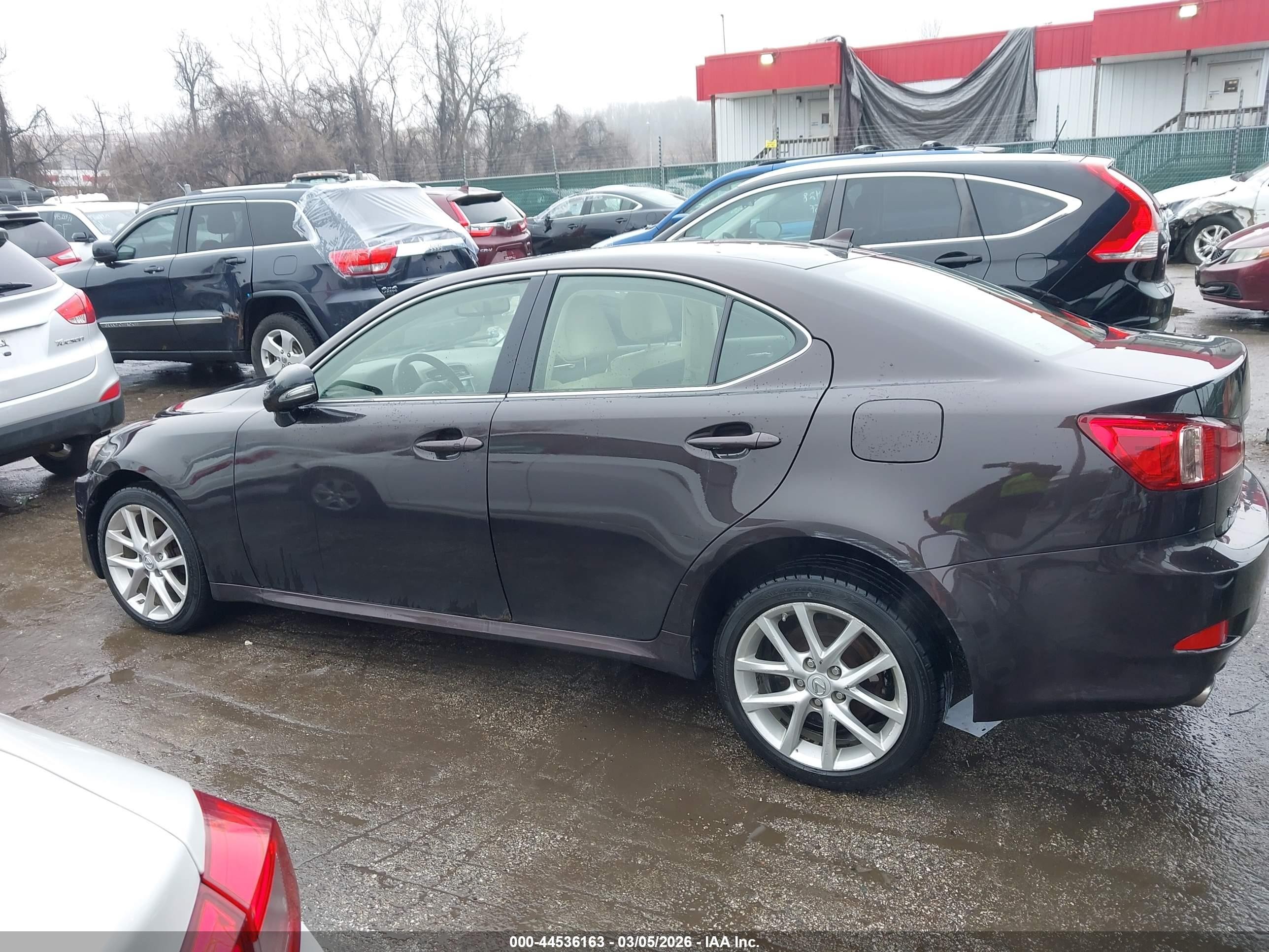 2012 Lexus Is 250   Черный vin: JTHCF5C23C5060639