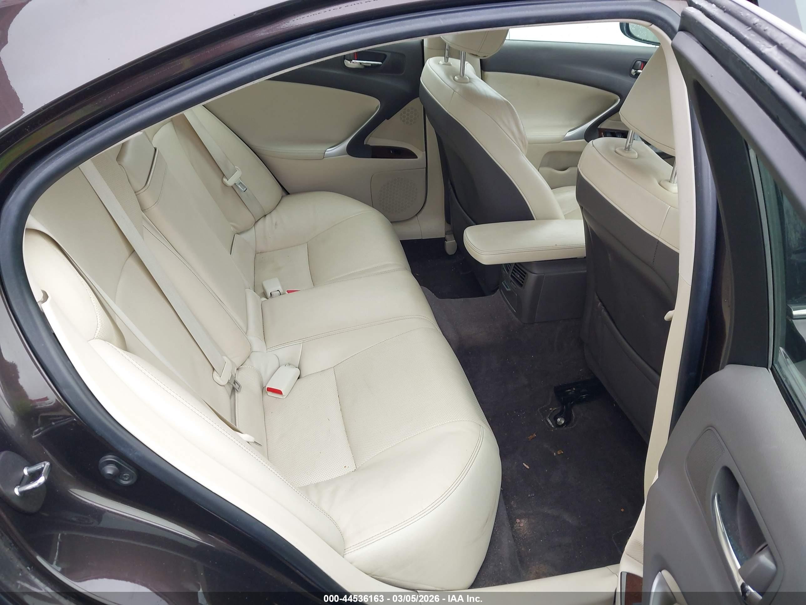 2012 Lexus Is 250   Черный vin: JTHCF5C23C5060639