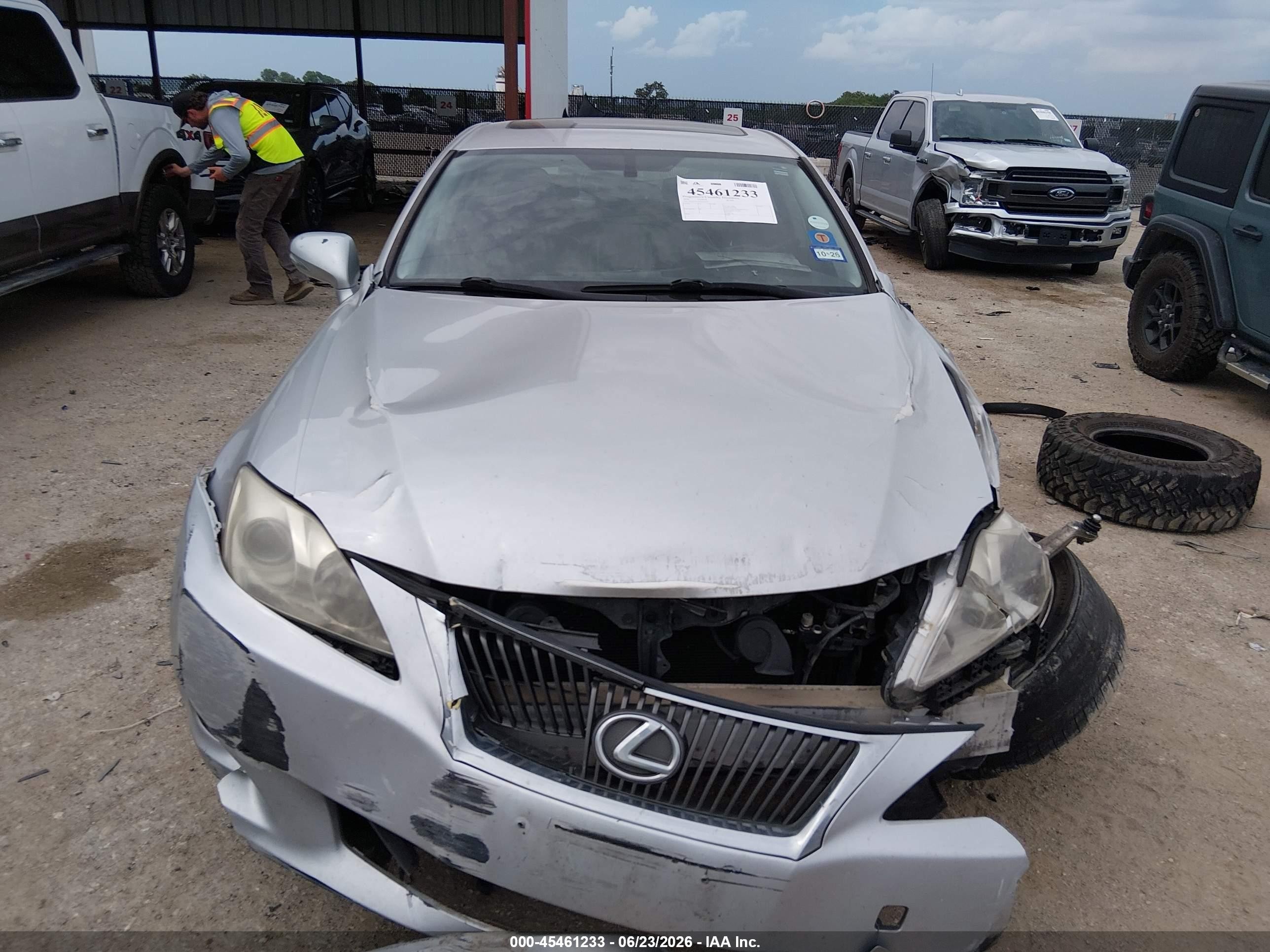 2010 Lexus Is 250   Серебряный vin: JTHCF5C24A5036671