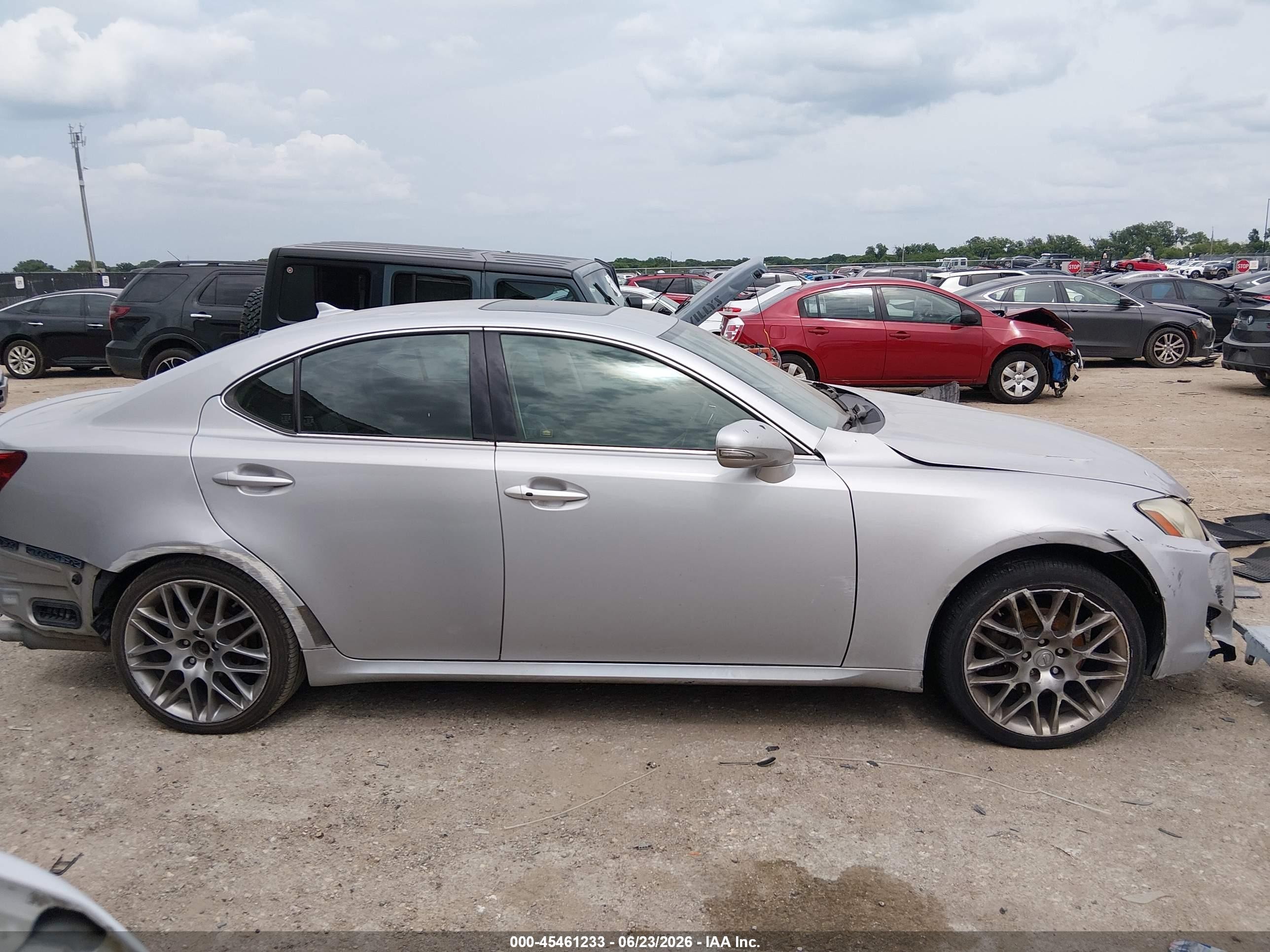 2010 Lexus Is 250   Серебряный vin: JTHCF5C24A5036671