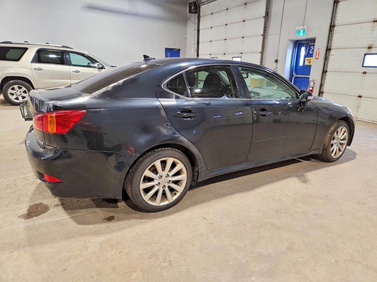 2010 Lexus Is 250 Черный vin: JTHCF5C25A2034090