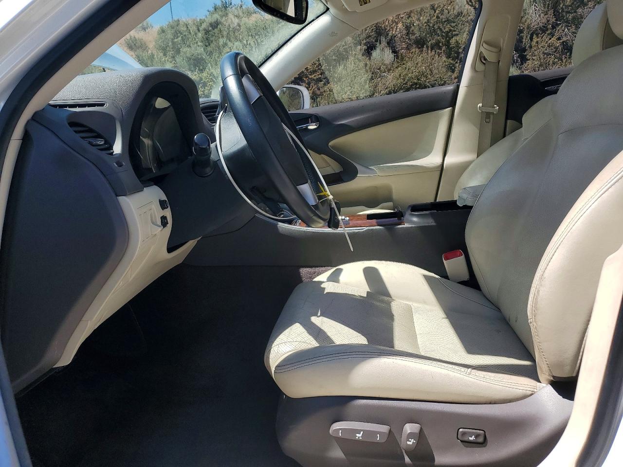 2011 Lexus Is 250 White vin: JTHCF5C27B5046306