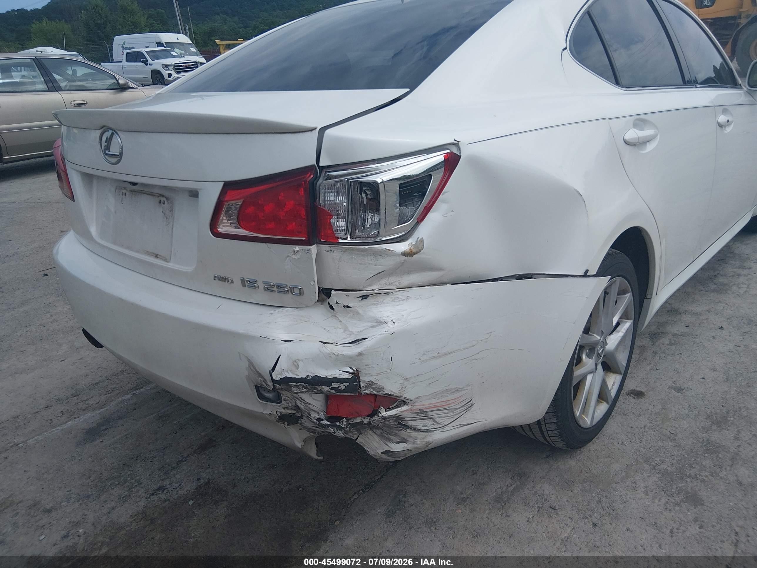 2011 Lexus Is 250   White vin: JTHCF5C27B5052218