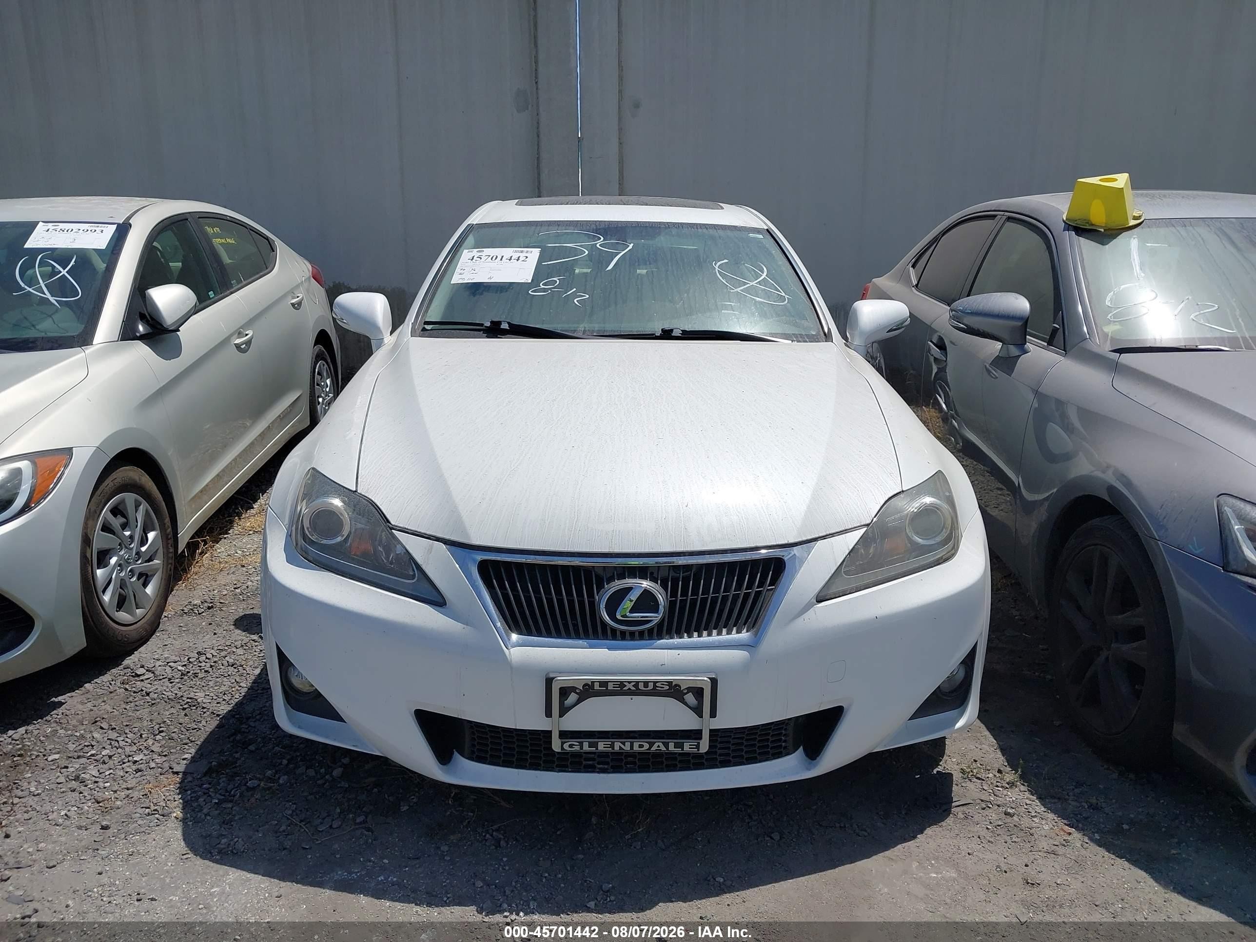 2011 Lexus Is 250 White vin: JTHCF5C28B5047061