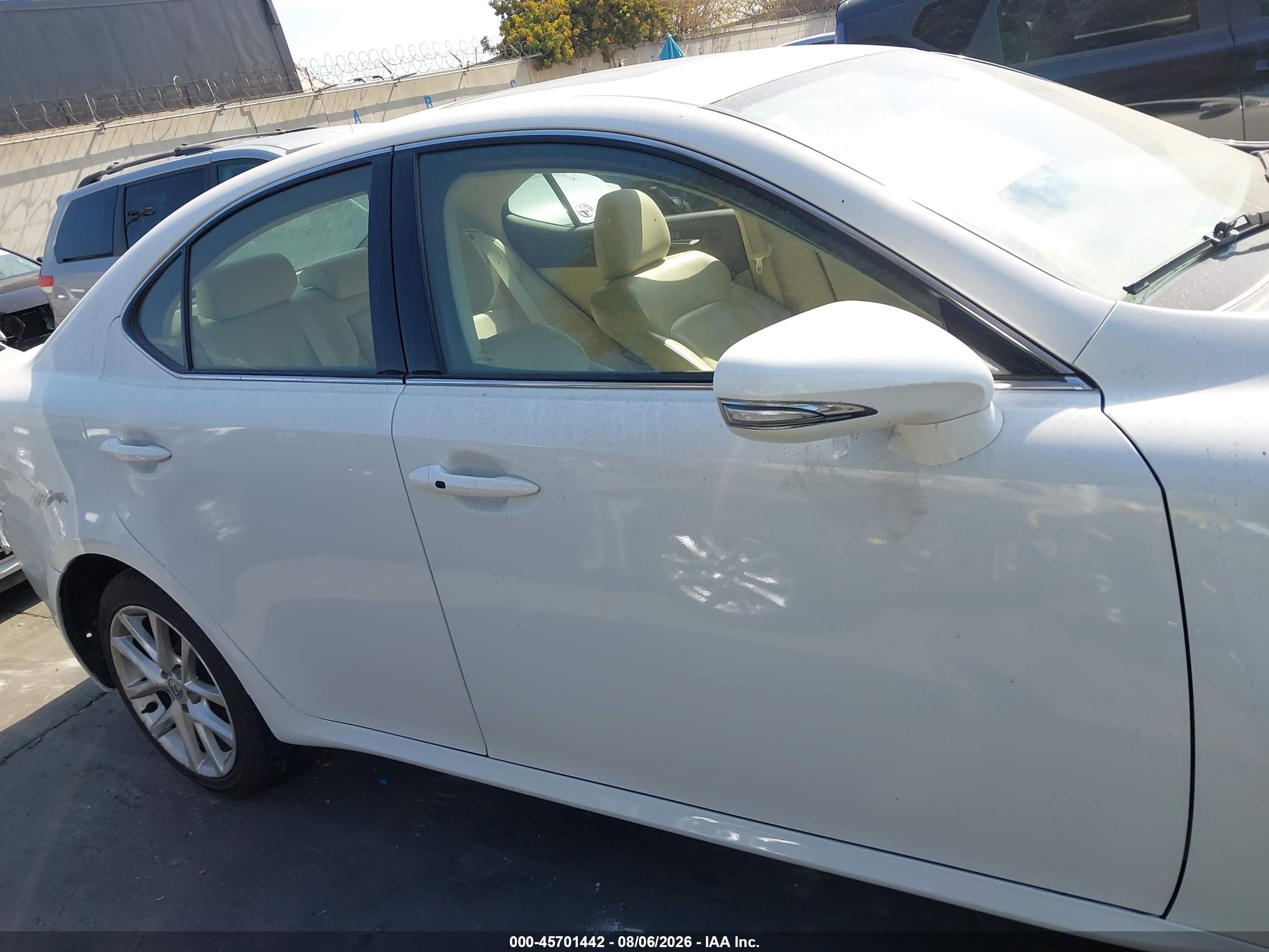 2011 Lexus Is 250 White vin: JTHCF5C28B5047061