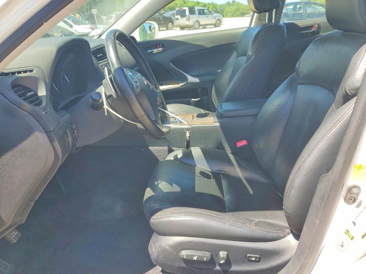 2012 Lexus Is 250 White vin: JTHCF5C28C5056909