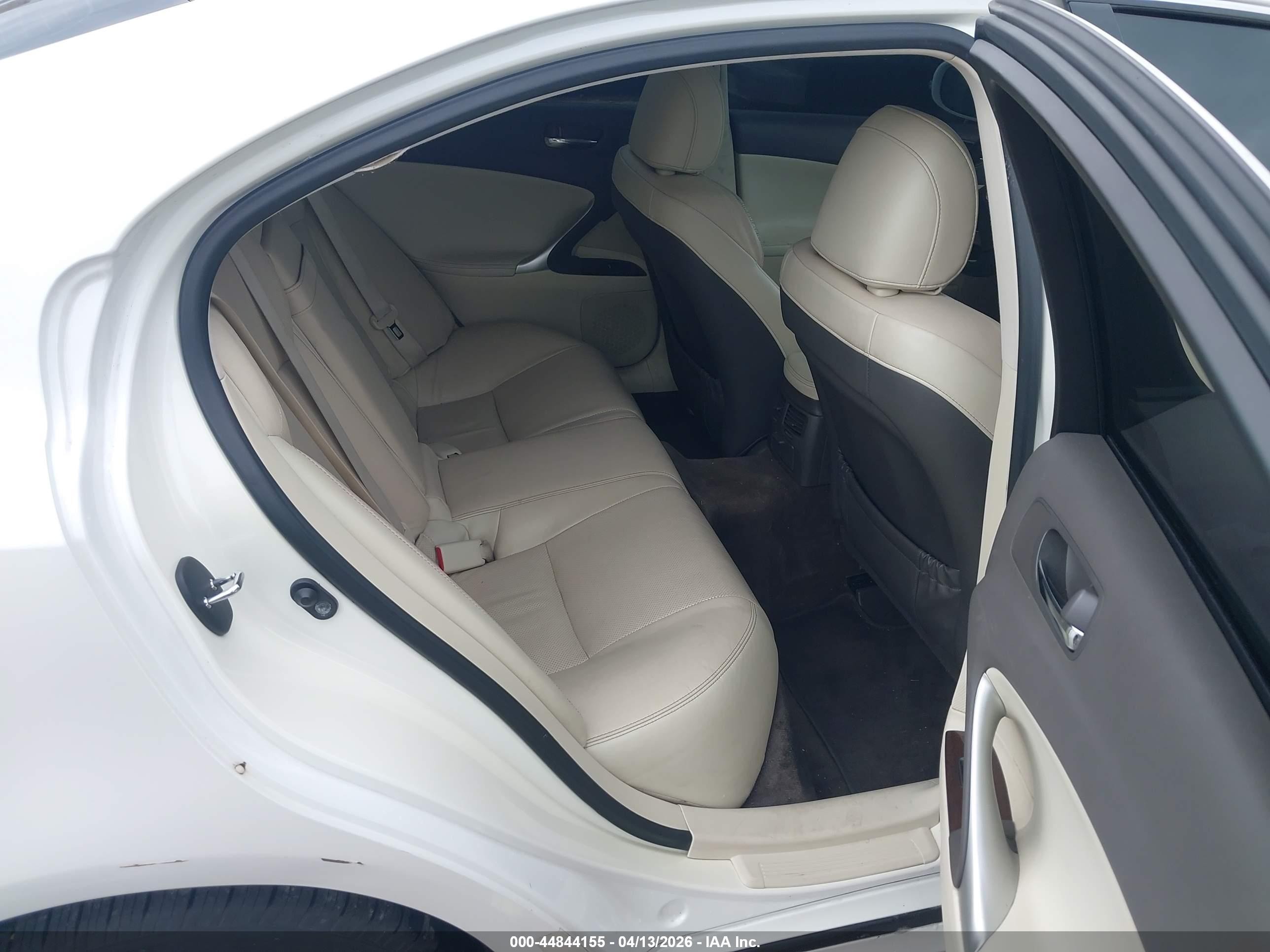 2012 Lexus Is 250 White vin: JTHCF5C28C5058613