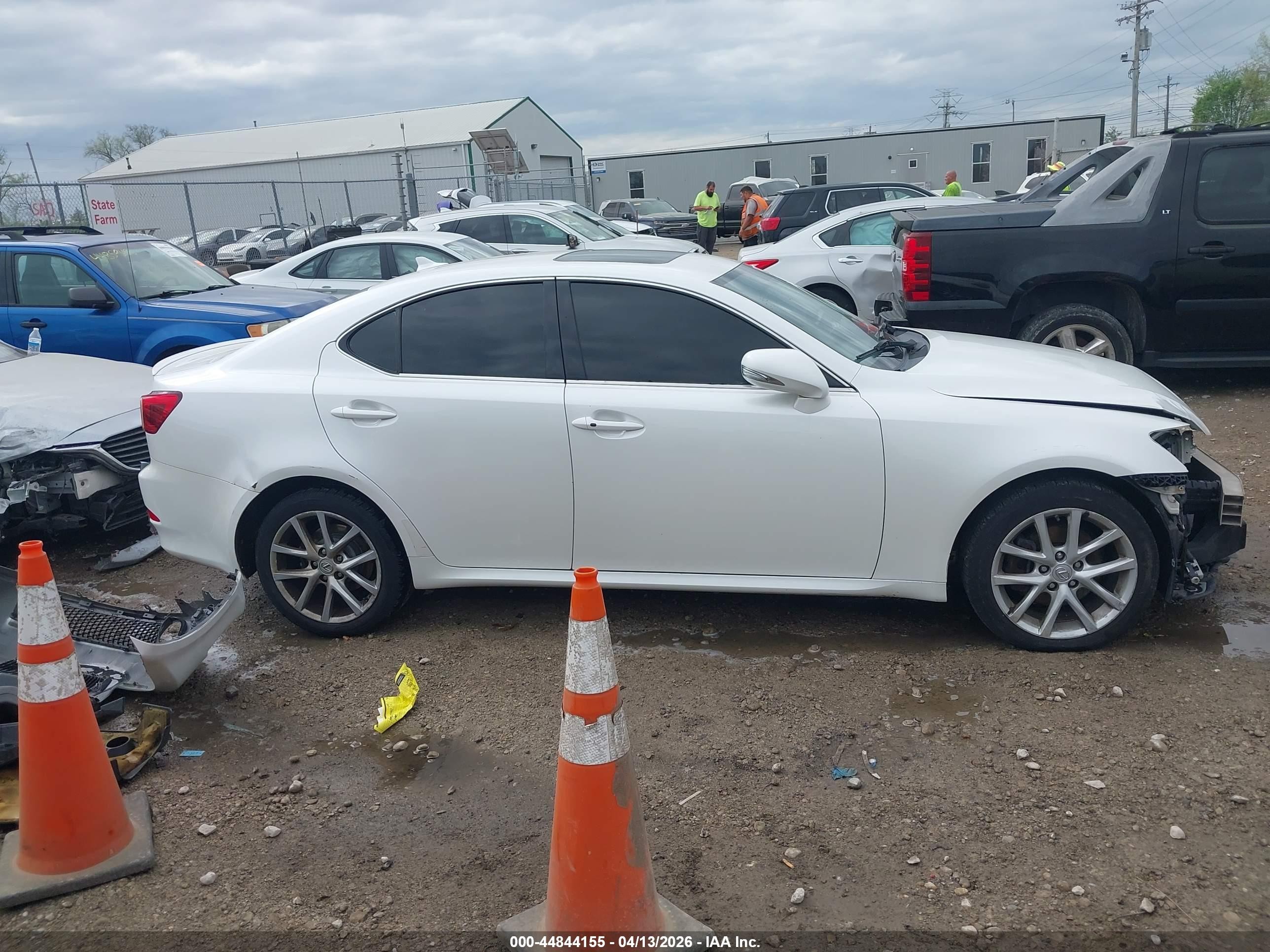 2012 Lexus Is 250 White vin: JTHCF5C28C5058613