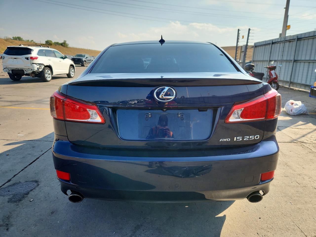 2012 Lexus Is 250 Blue vin: JTHCF5C29C2035701