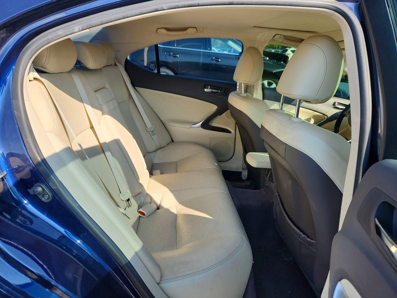 2012 Lexus Is 250 Blue vin: JTHCF5C29C2035701