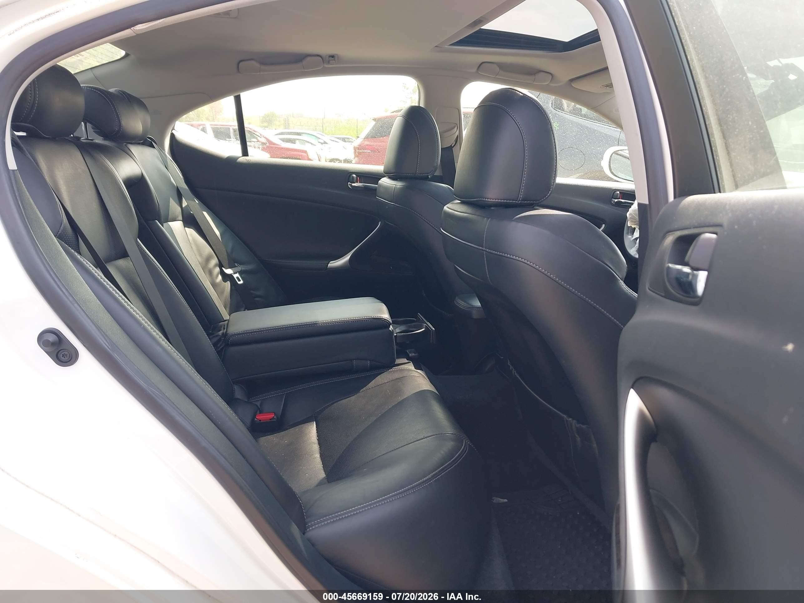 2012 Lexus Is 250   White vin: JTHCF5C29C5058233