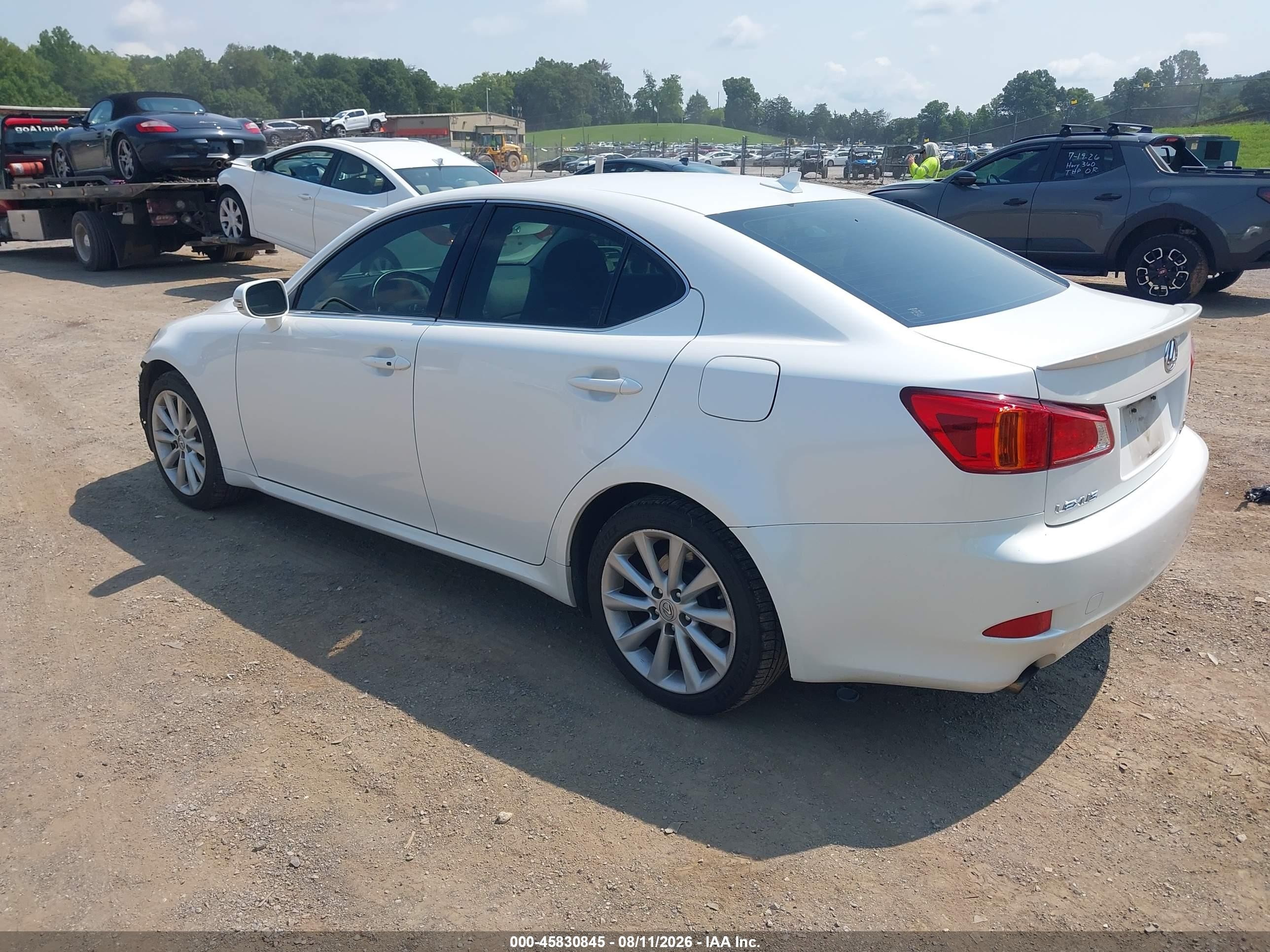 2010 Lexus Is 250   White vin: JTHCF5C2XA2033758