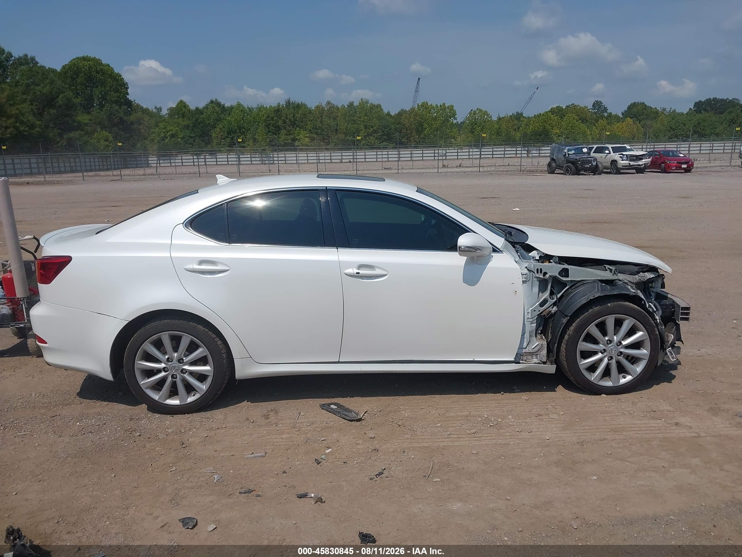2010 Lexus Is 250   White vin: JTHCF5C2XA2033758