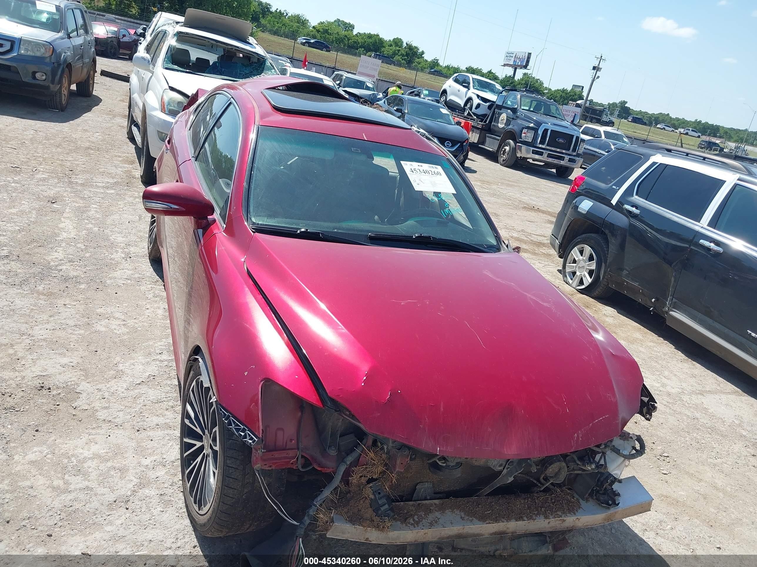2010 Lexus Is 250   Red vin: JTHCF5C2XA5040224
