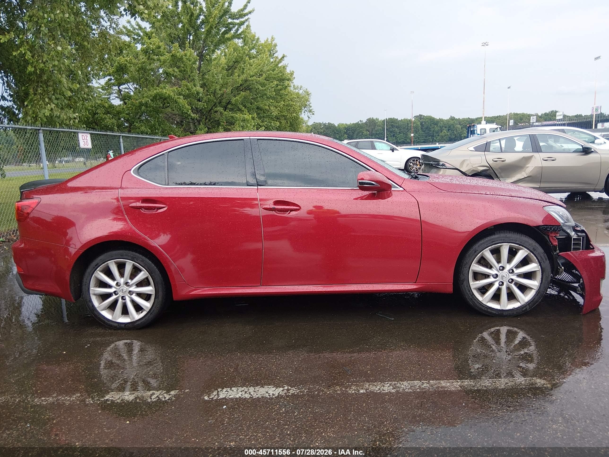 2010 Lexus Is 250   Red vin: JTHCF5C2XA5043432