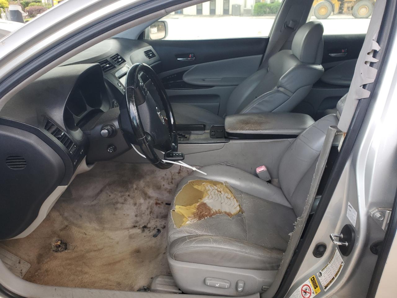 2006 Lexus Gs 300 Silver vin: JTHCH96S860004436 Damage: Left Front Seat Cushion, Torn, > 12 Inches