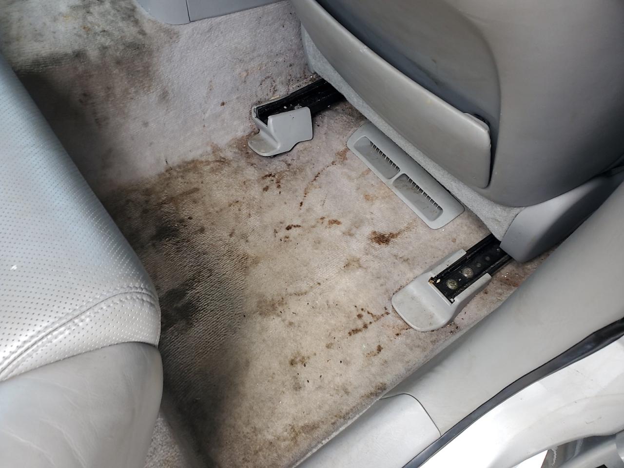 2006 Lexus Gs 300 Silver vin: JTHCH96S860004436 Damage: Right Rear Carpet, Stained, Permanent