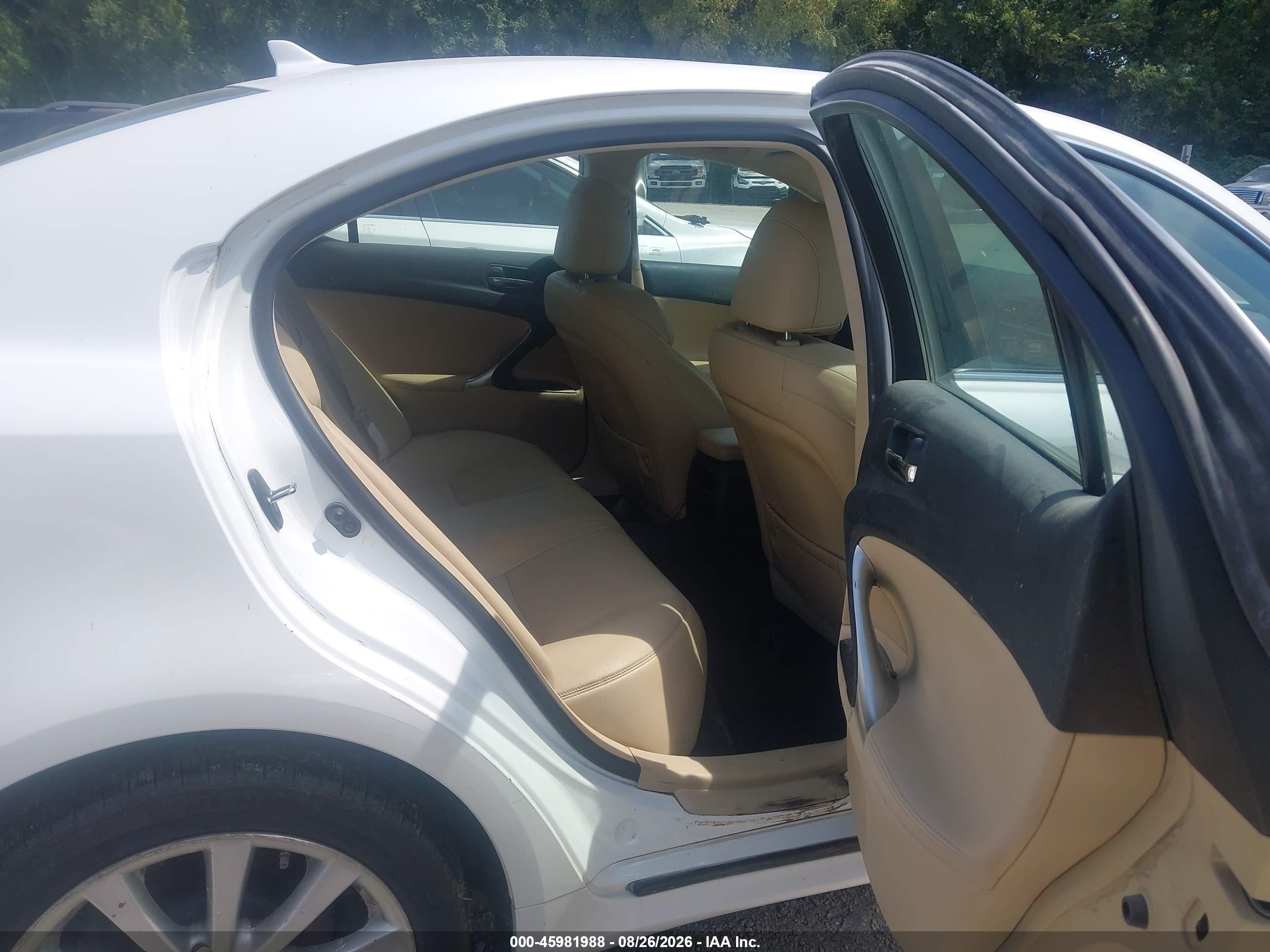 2008 Lexus Is 250   White vin: JTHCK262082025961