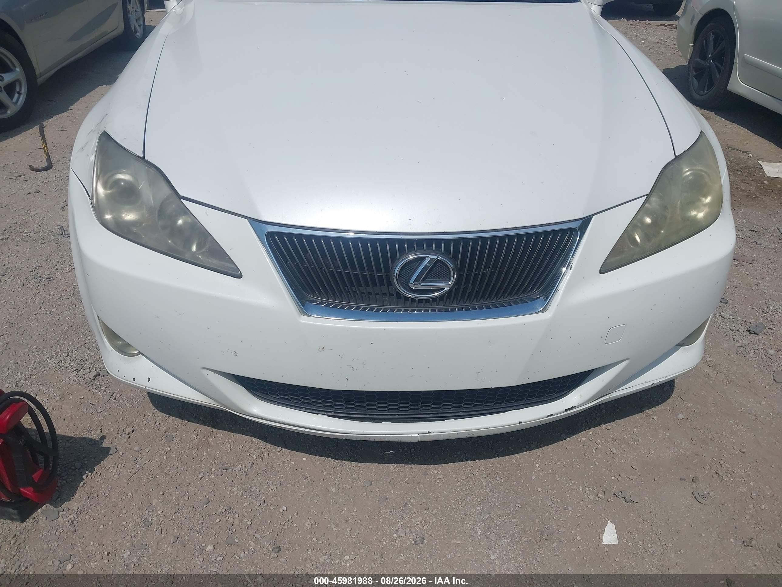 2008 Lexus Is 250   White vin: JTHCK262082025961