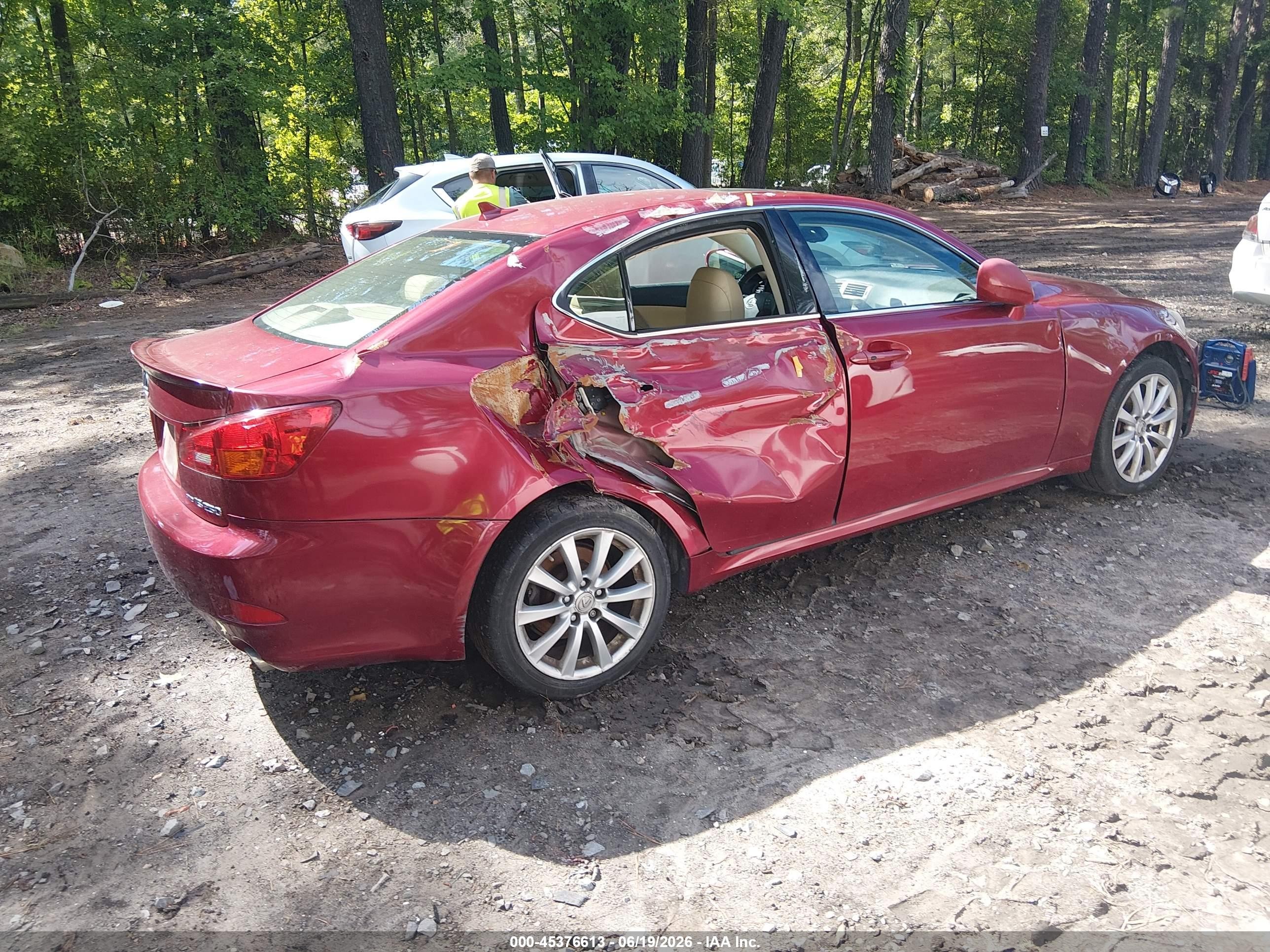 2008 Lexus Is 250 Red vin: JTHCK262085026932