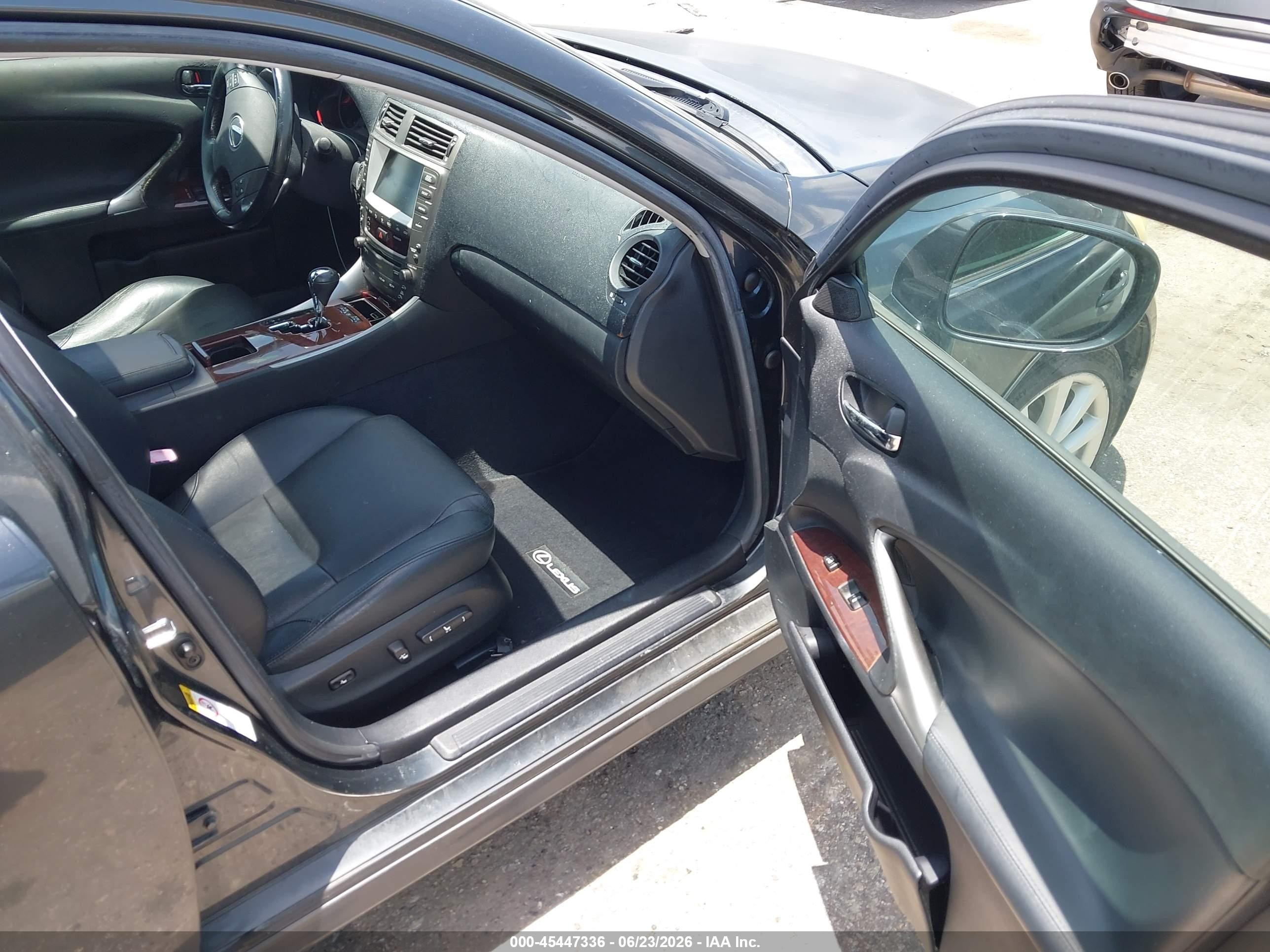 2008 Lexus Is 250   Серый vin: JTHCK262185027362