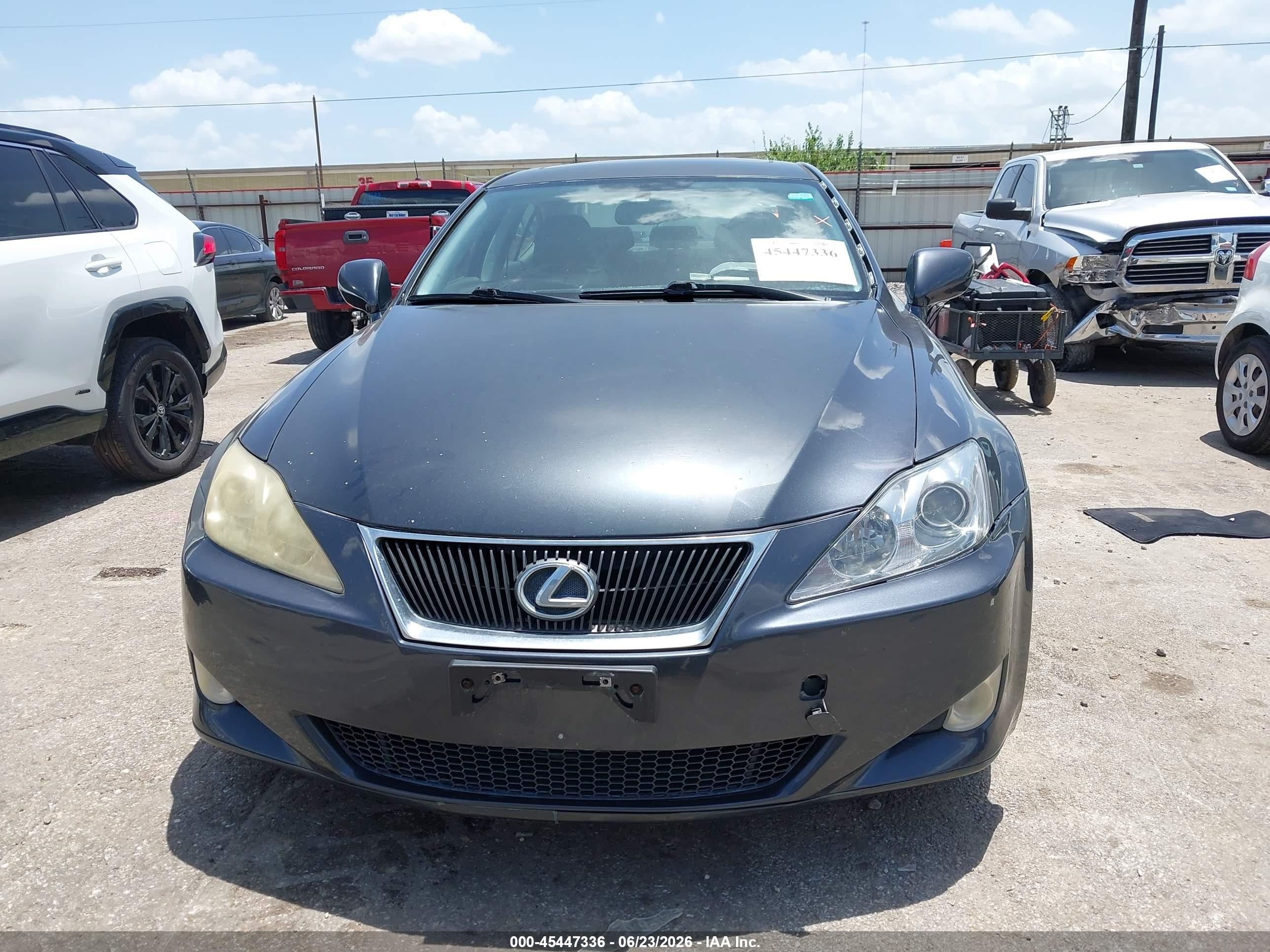 2008 Lexus Is 250   Серый vin: JTHCK262185027362