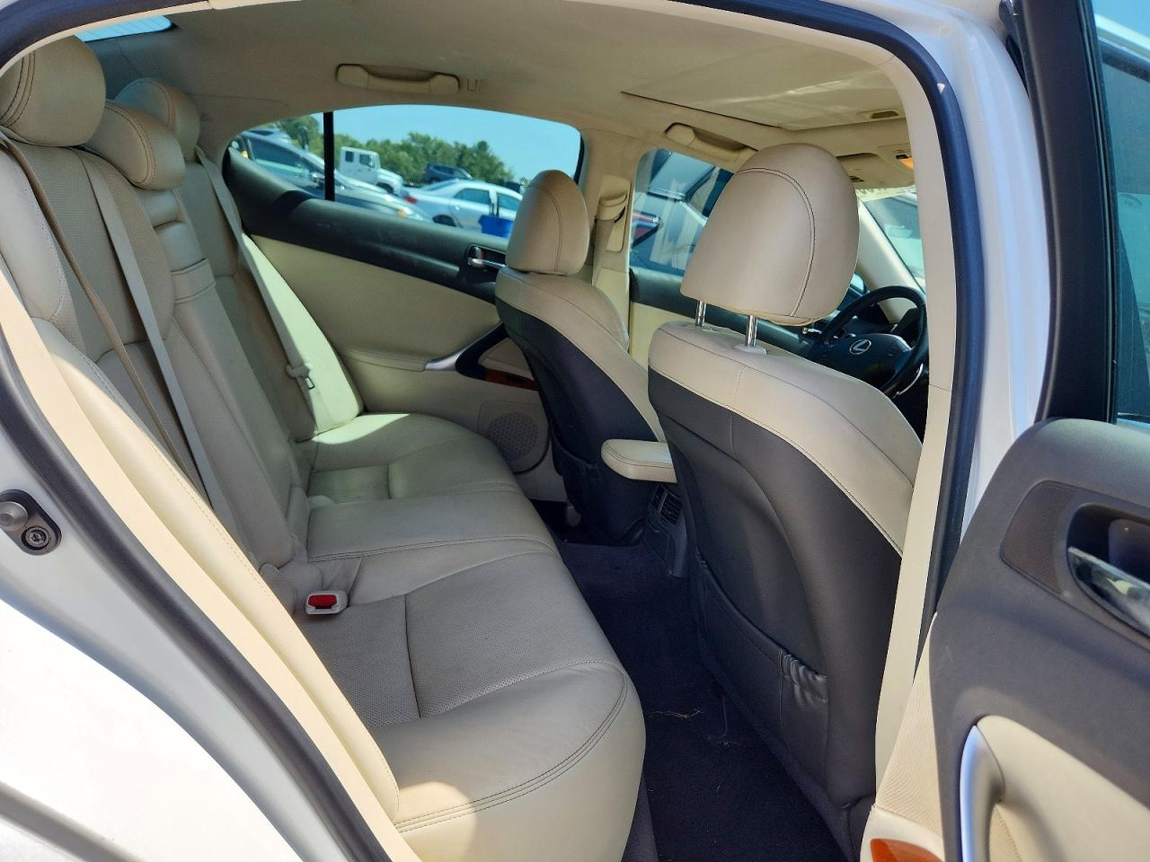 2009 Lexus Is 250 White vin: JTHCK262192031799