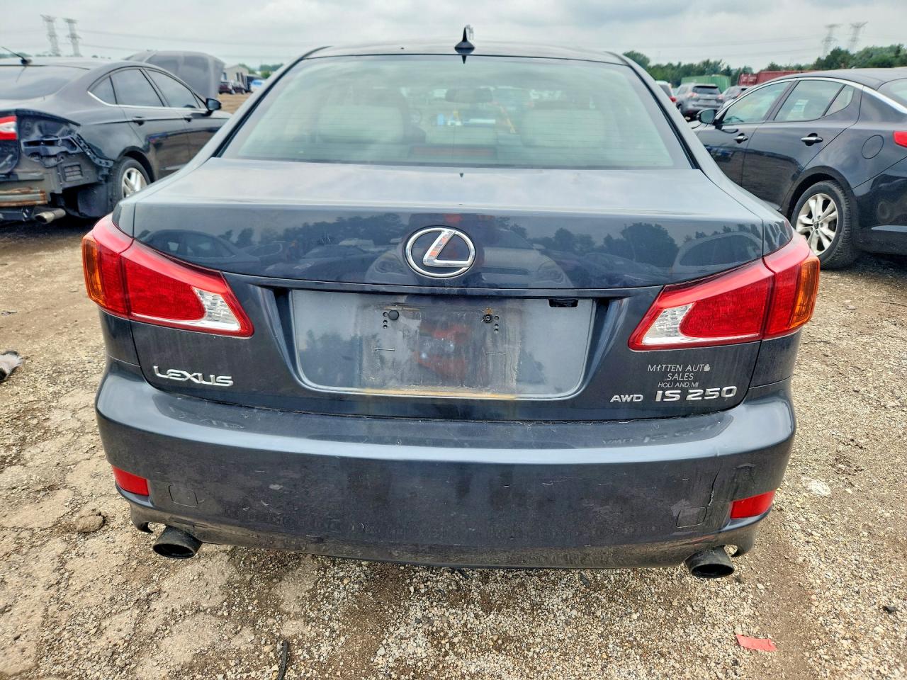 2009 Lexus Is 250 Black vin: JTHCK262292029236