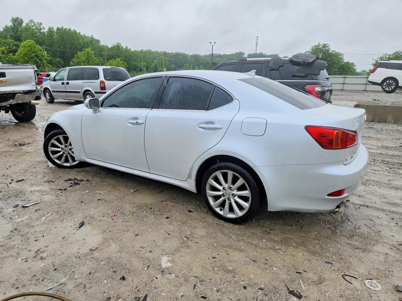 2009 Lexus Is 250 White vin: JTHCK262292032055