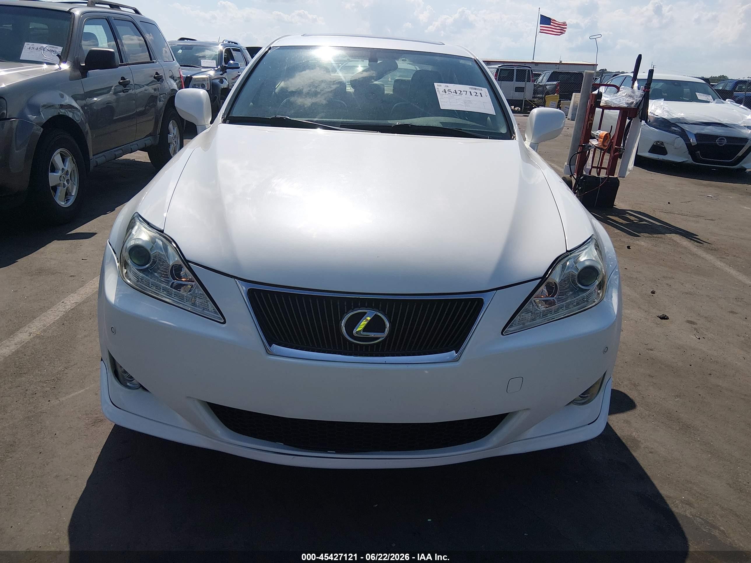2006 Lexus Is 250   White vin: JTHCK262362000436