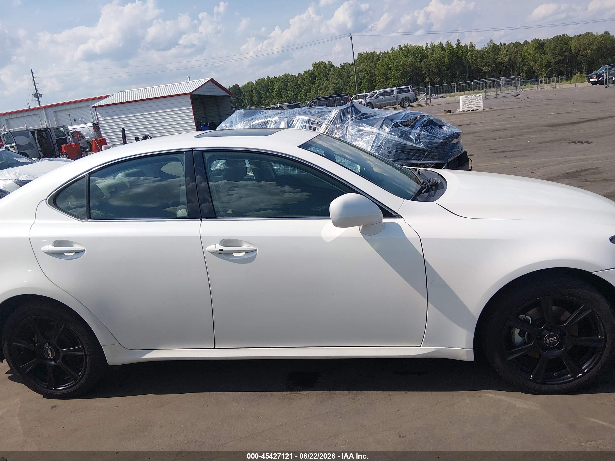 2006 Lexus Is 250   White vin: JTHCK262362000436