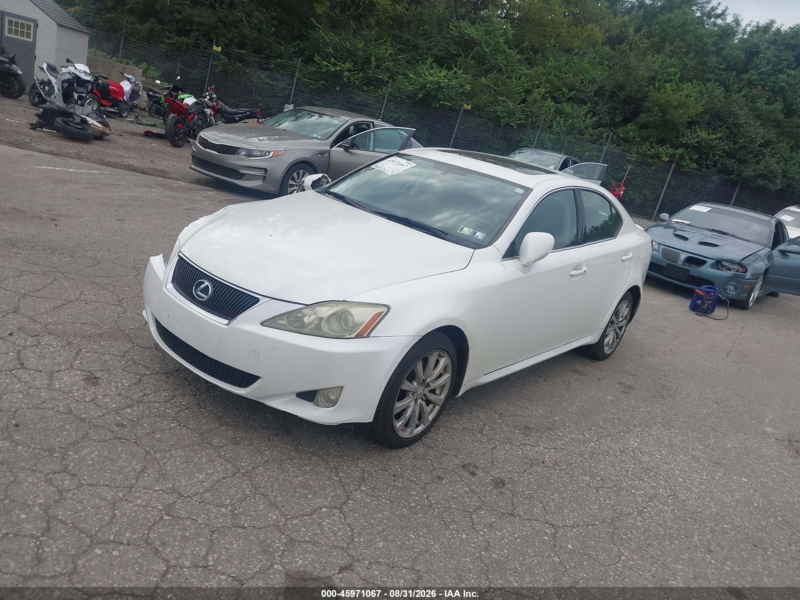 2008 Lexus Is 250 White vin: JTHCK262382023783