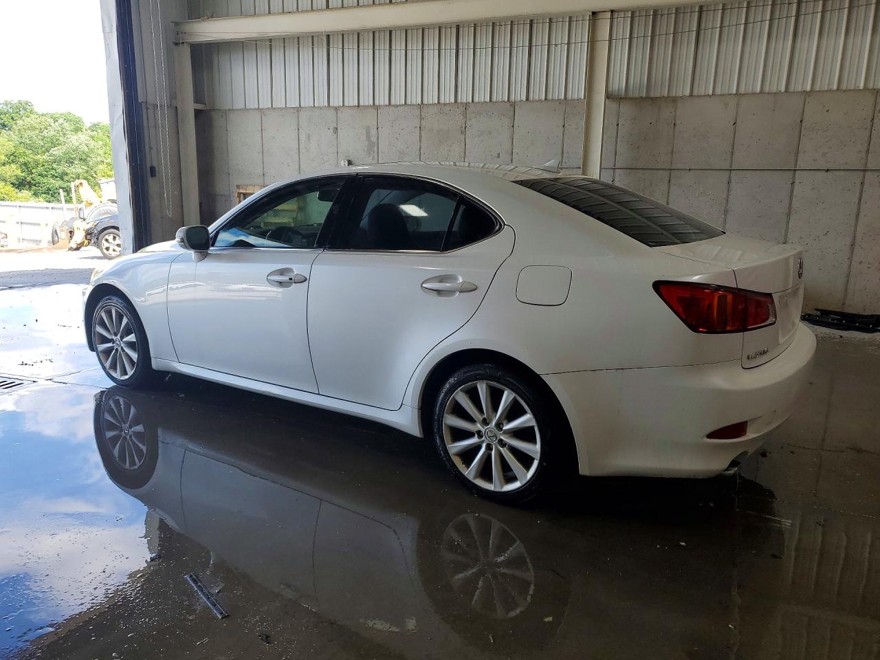 2009 Lexus Is 250 White vin: JTHCK262495032928