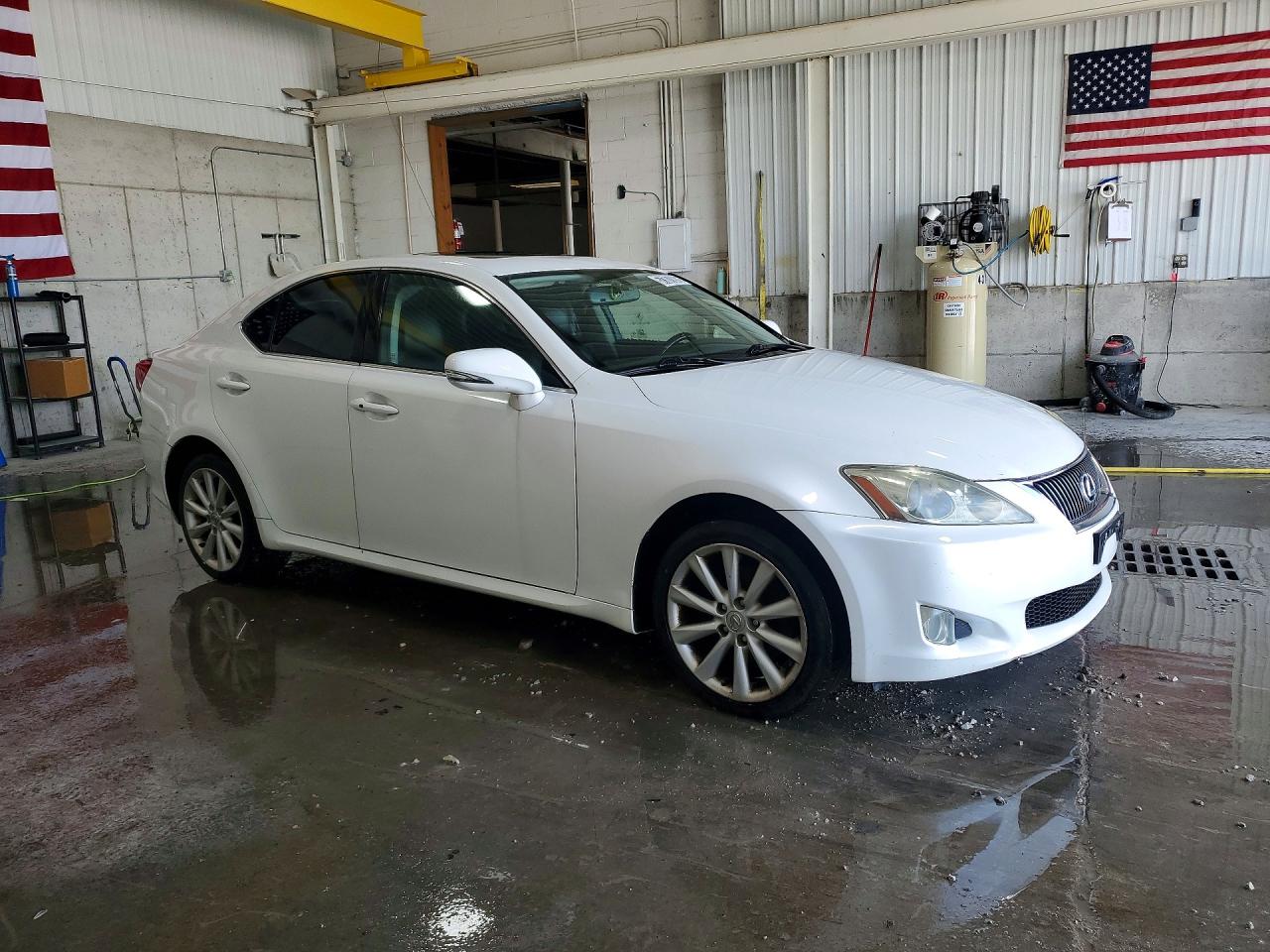 2009 Lexus Is 250 White vin: JTHCK262495032928