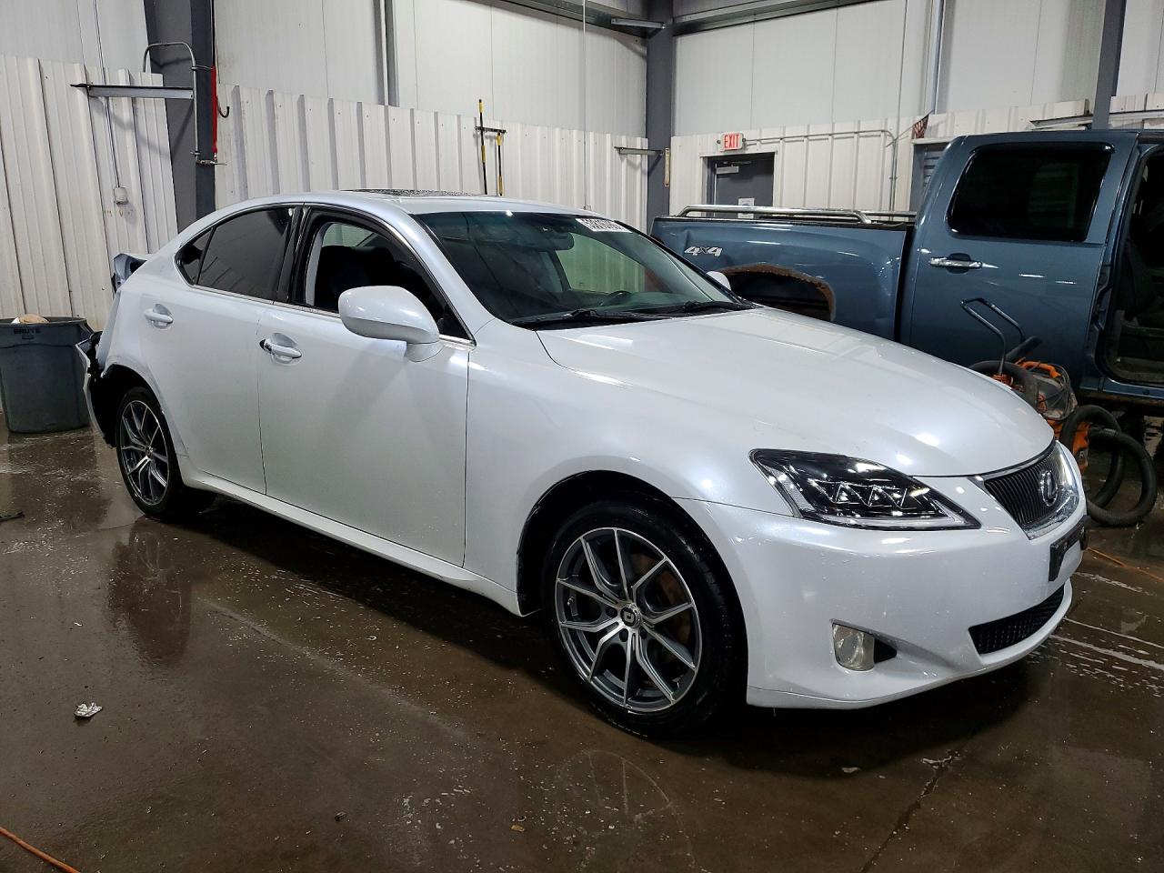 2007 Lexus Is 250 White vin: JTHCK262575014077