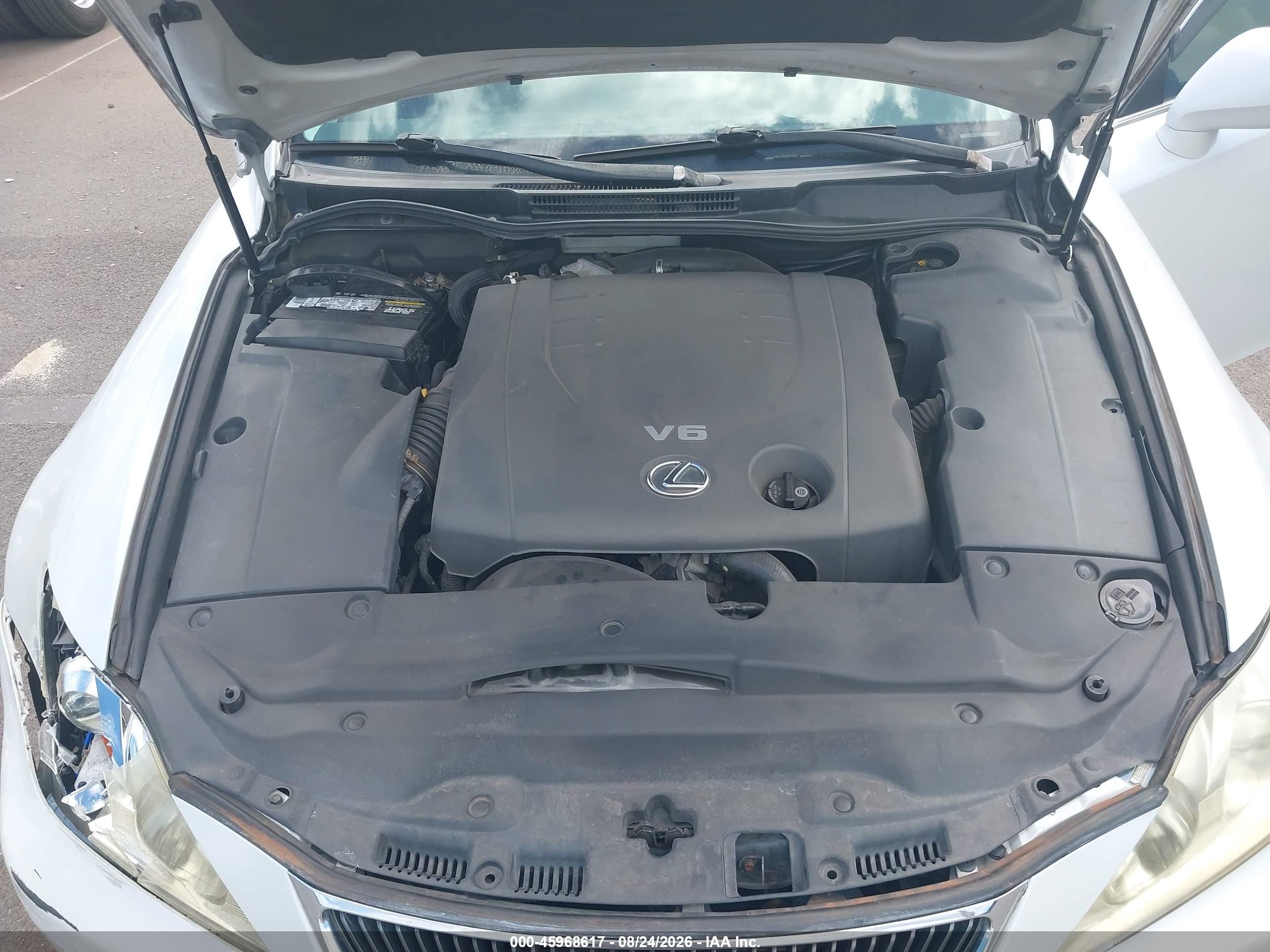 2007 Lexus Is 250   White vin: JTHCK262772018360