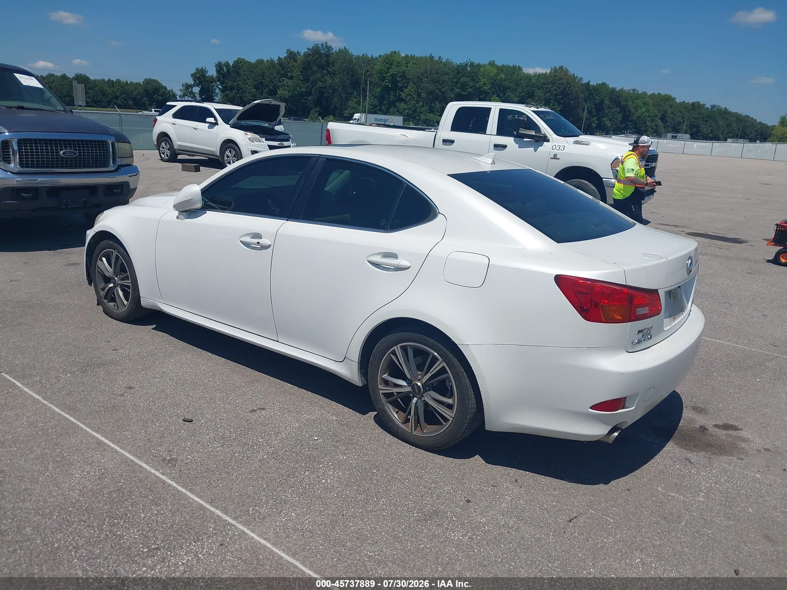 2008 Lexus Is 250   White vin: JTHCK262782021762