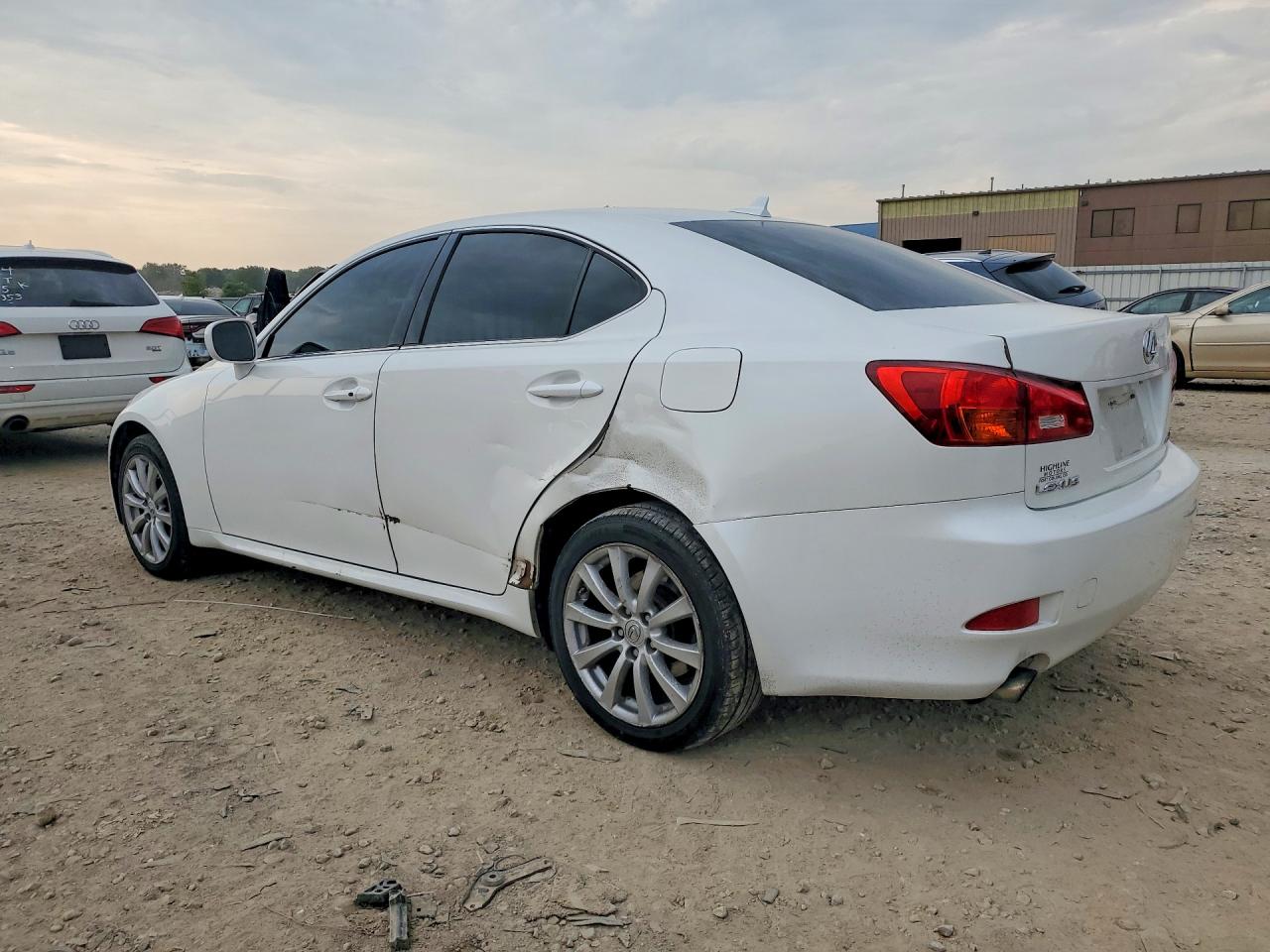 2008 Lexus Is 250 White vin: JTHCK262785017080