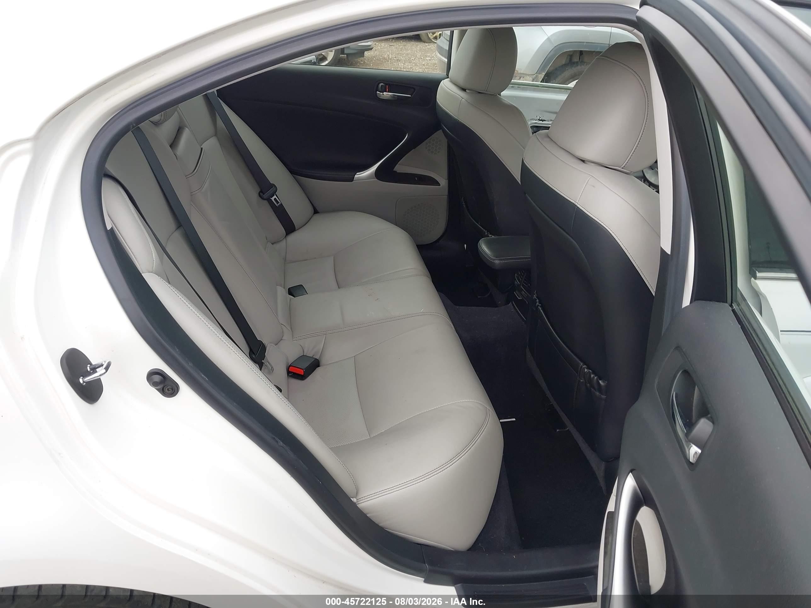 2009 Lexus Is 250   White vin: JTHCK262792031967