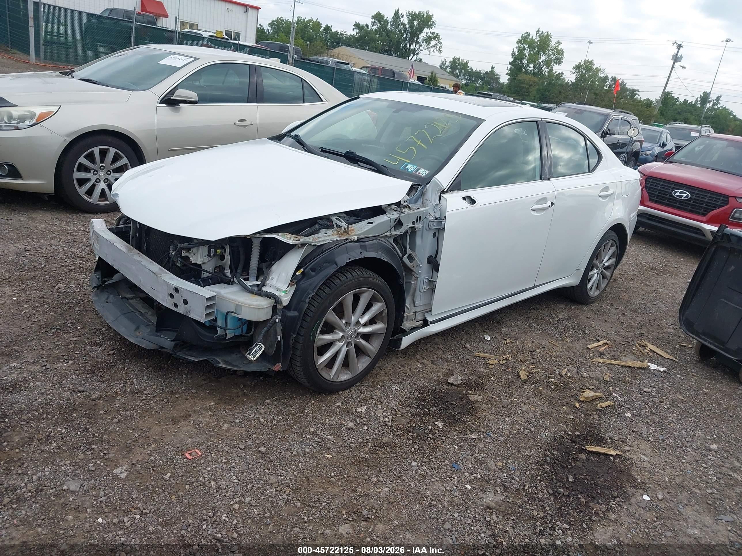 2009 Lexus Is 250   White vin: JTHCK262792031967