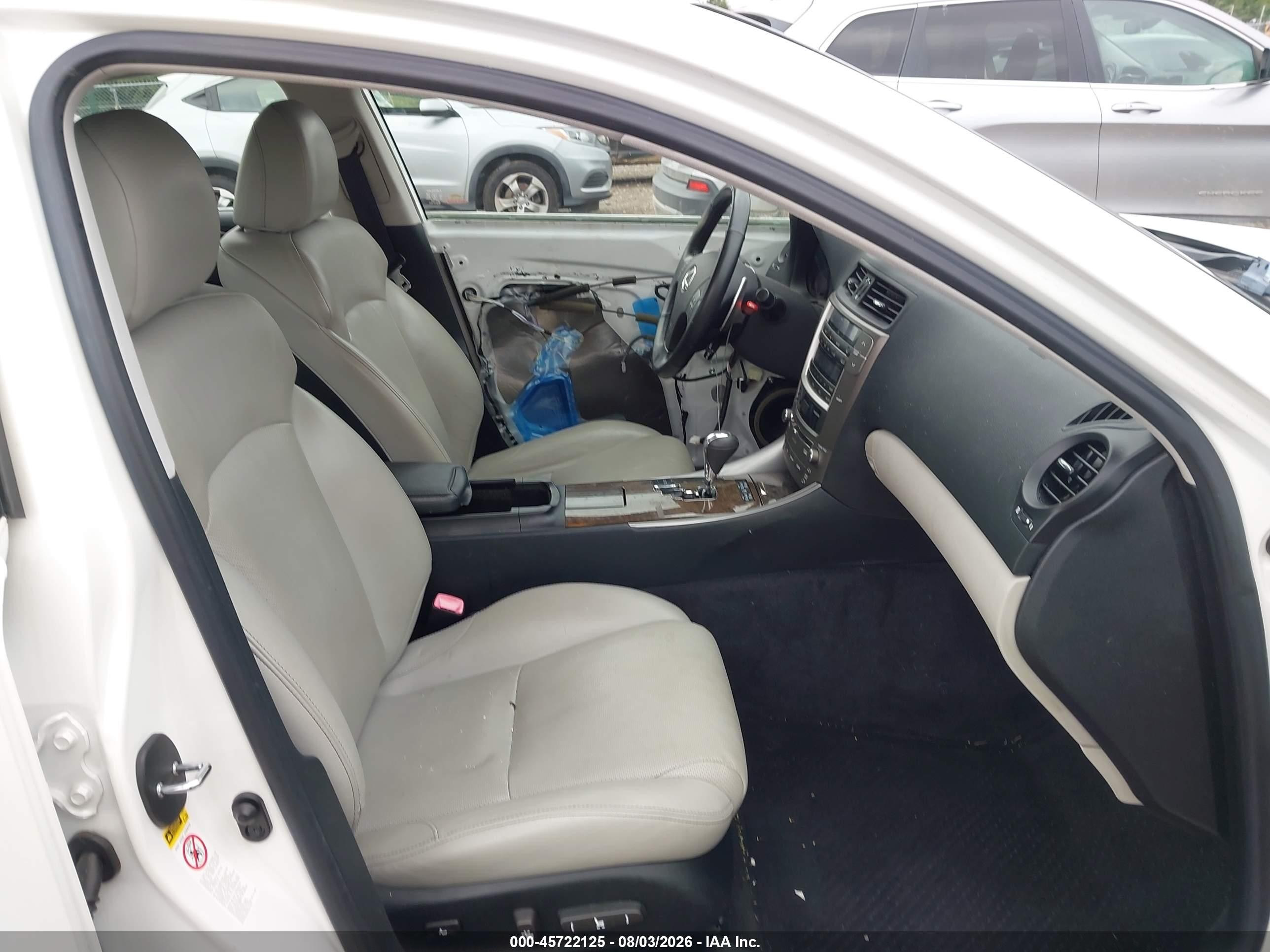 2009 Lexus Is 250   White vin: JTHCK262792031967