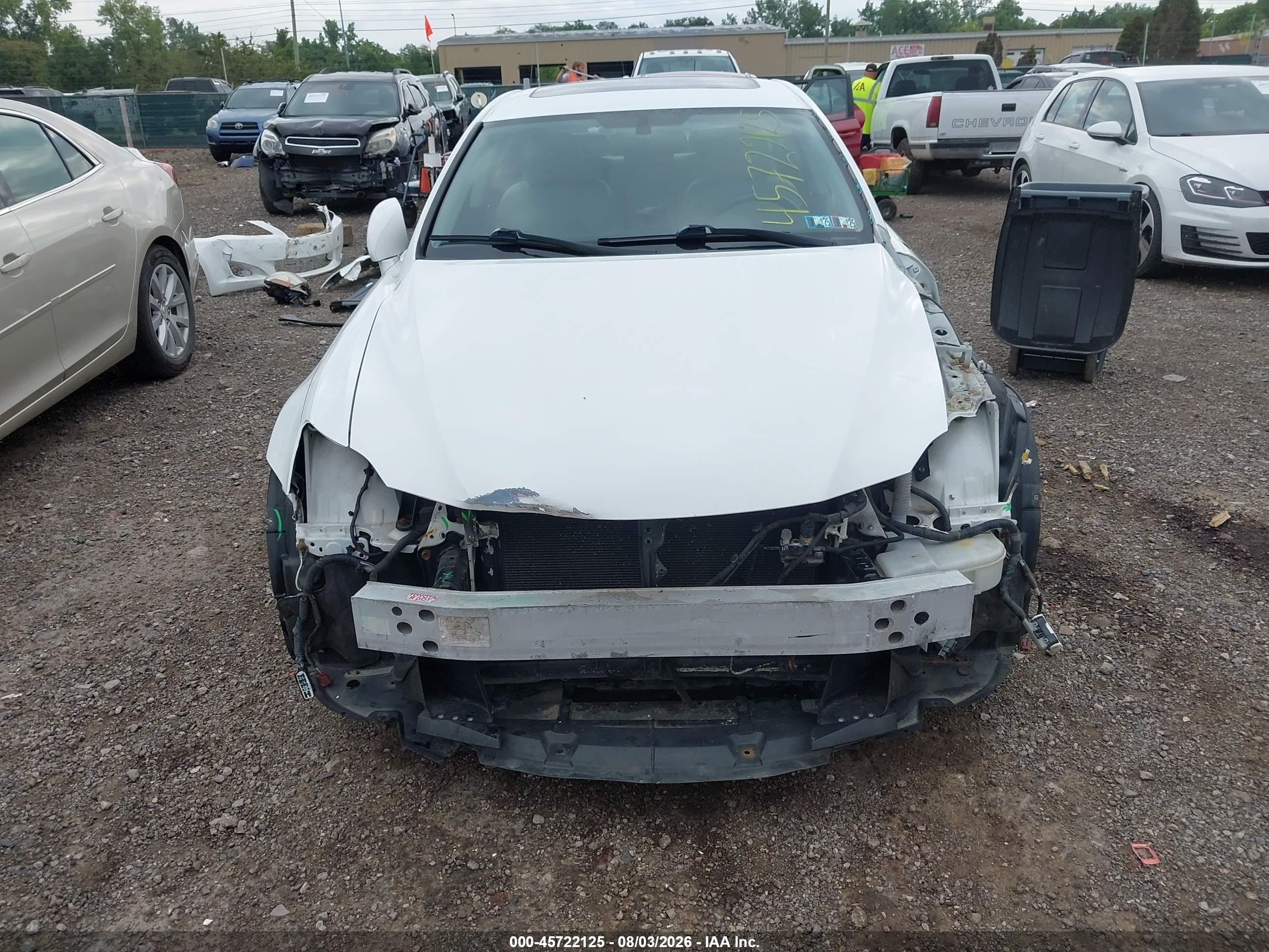 2009 Lexus Is 250   White vin: JTHCK262792031967