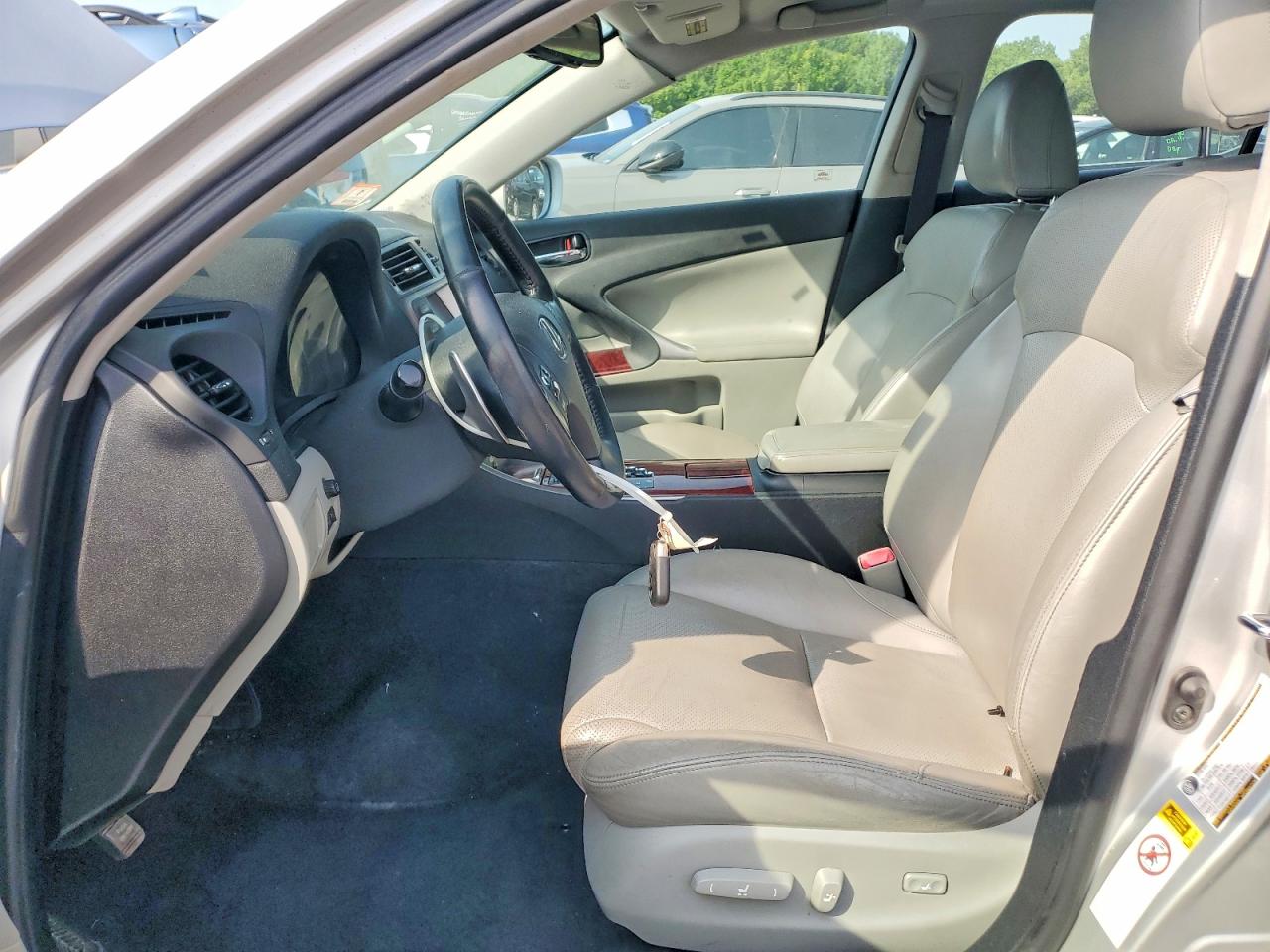 2007 Lexus Is 250 Silver vin: JTHCK262872011210