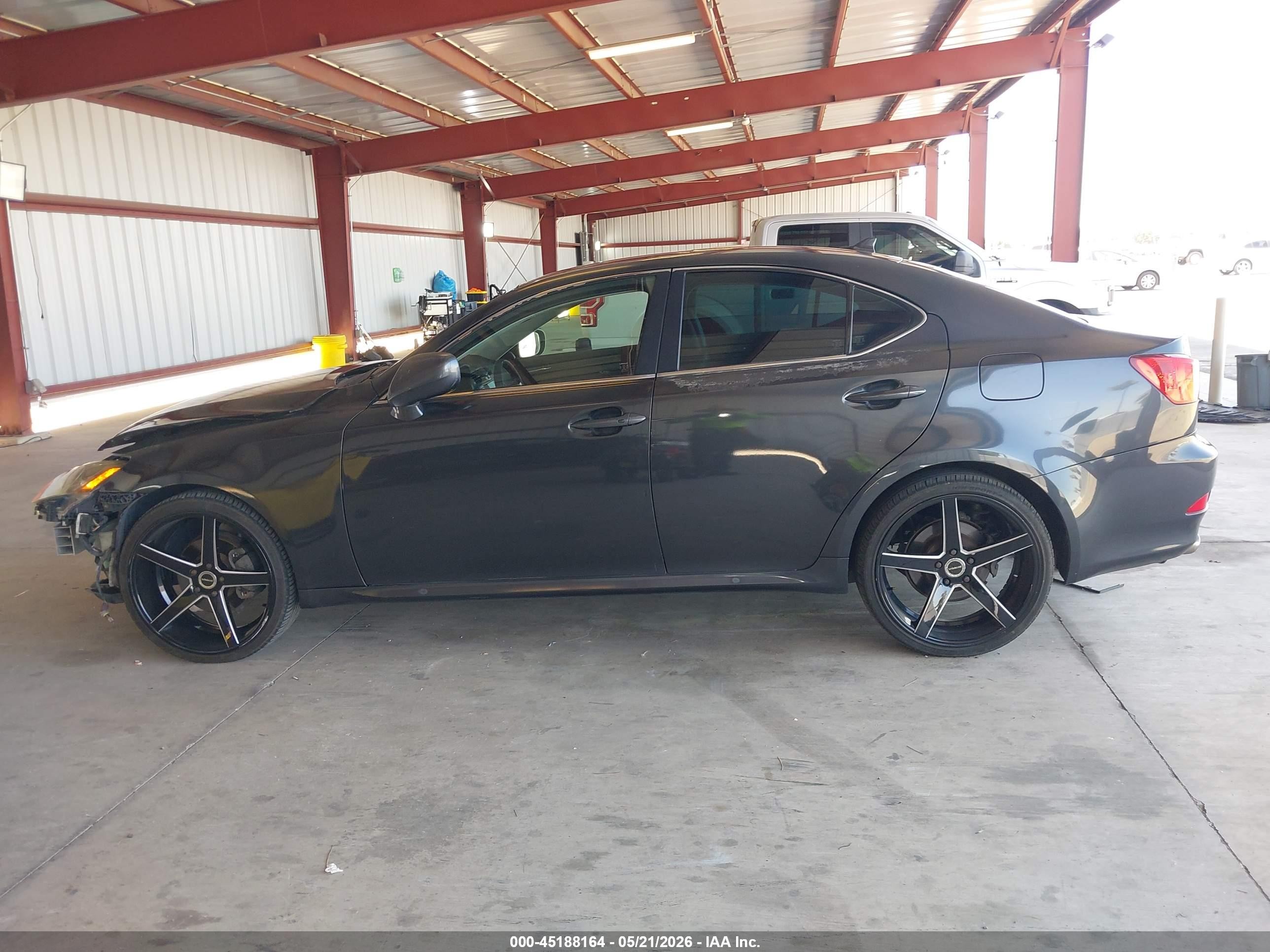 2008 Lexus Is 250   Черный vin: JTHCK262885018030