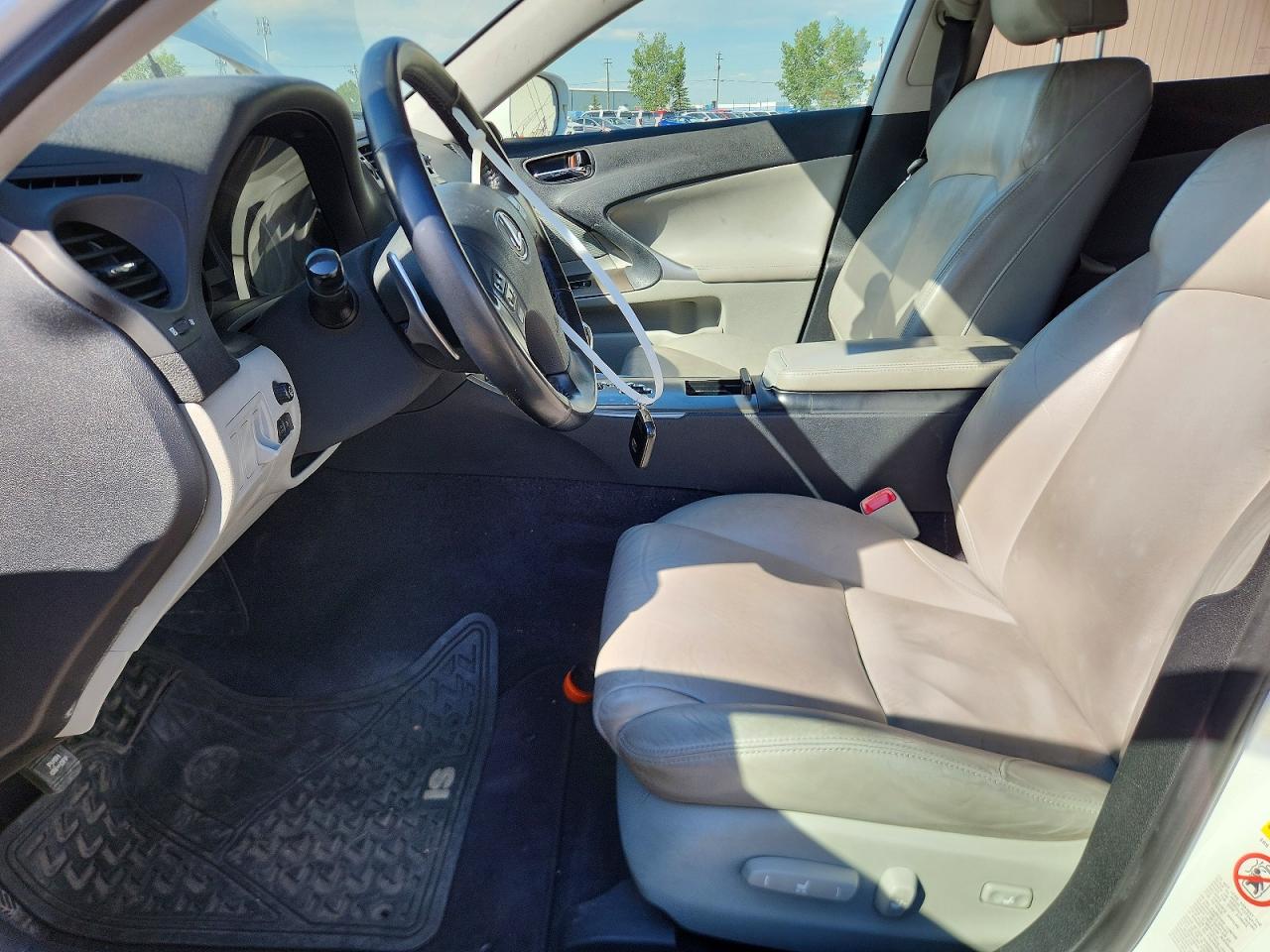 2008 Lexus Is 250 Белый vin: JTHCK262885024278