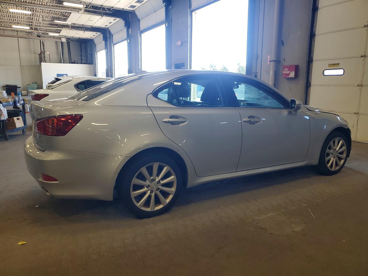 2009 Lexus Is 250 Silver vin: JTHCK262895035346