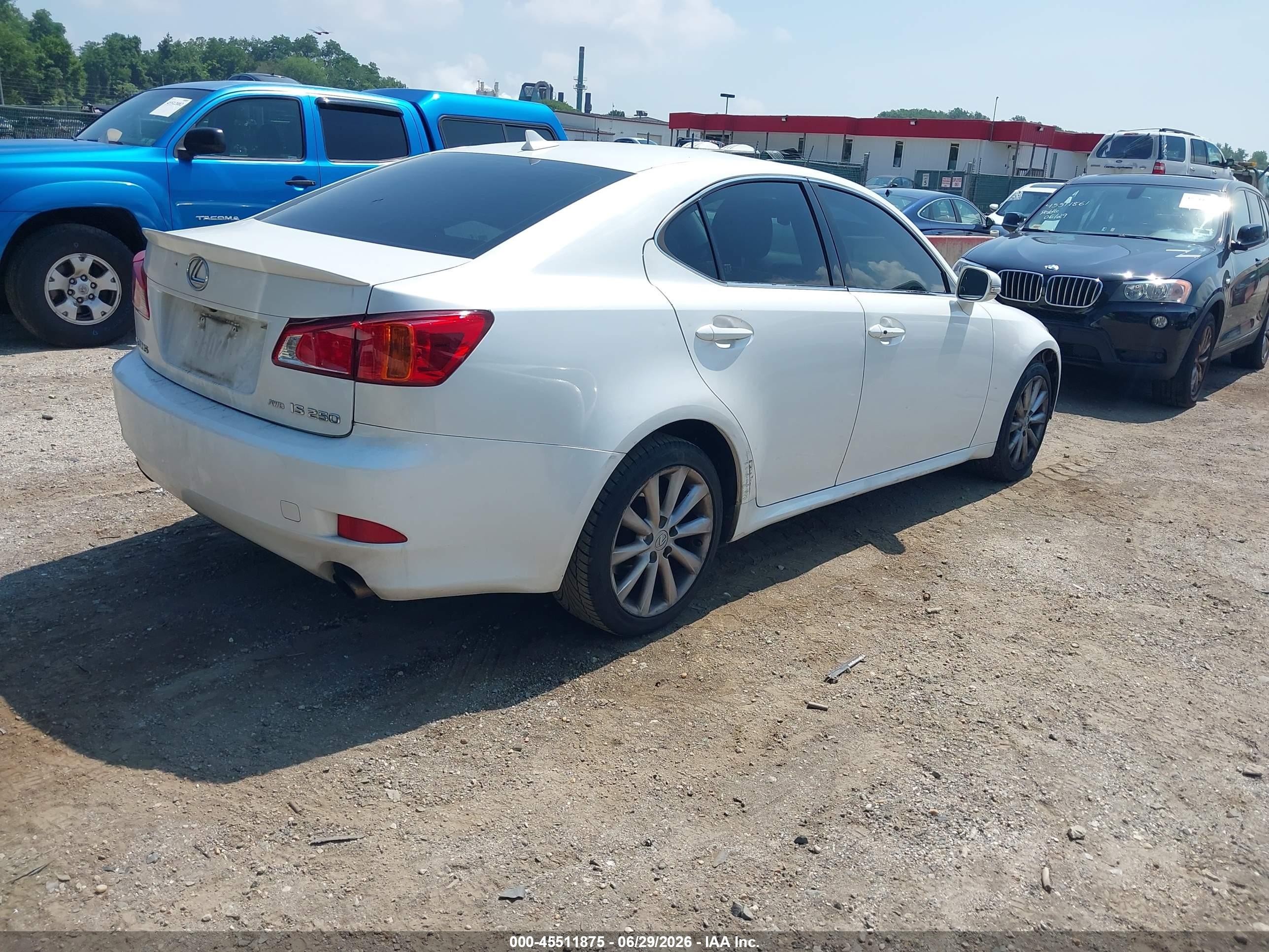2009 Lexus Is 250   White vin: JTHCK262895035394