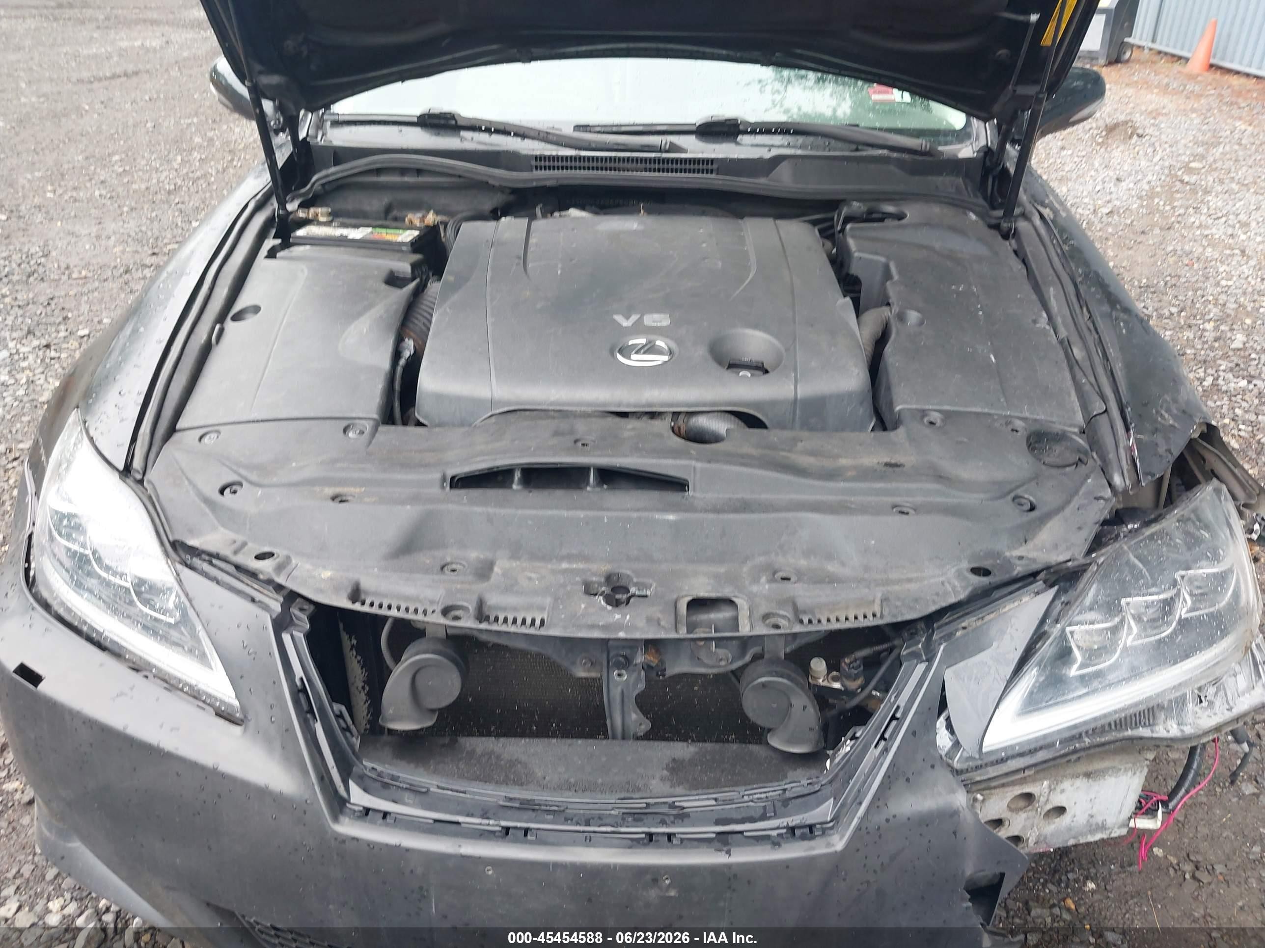 2009 Lexus Is 250   Black vin: JTHCK262895035640